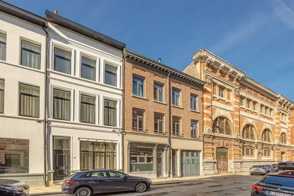 Ruime woning met dakterras en atelier foto 39