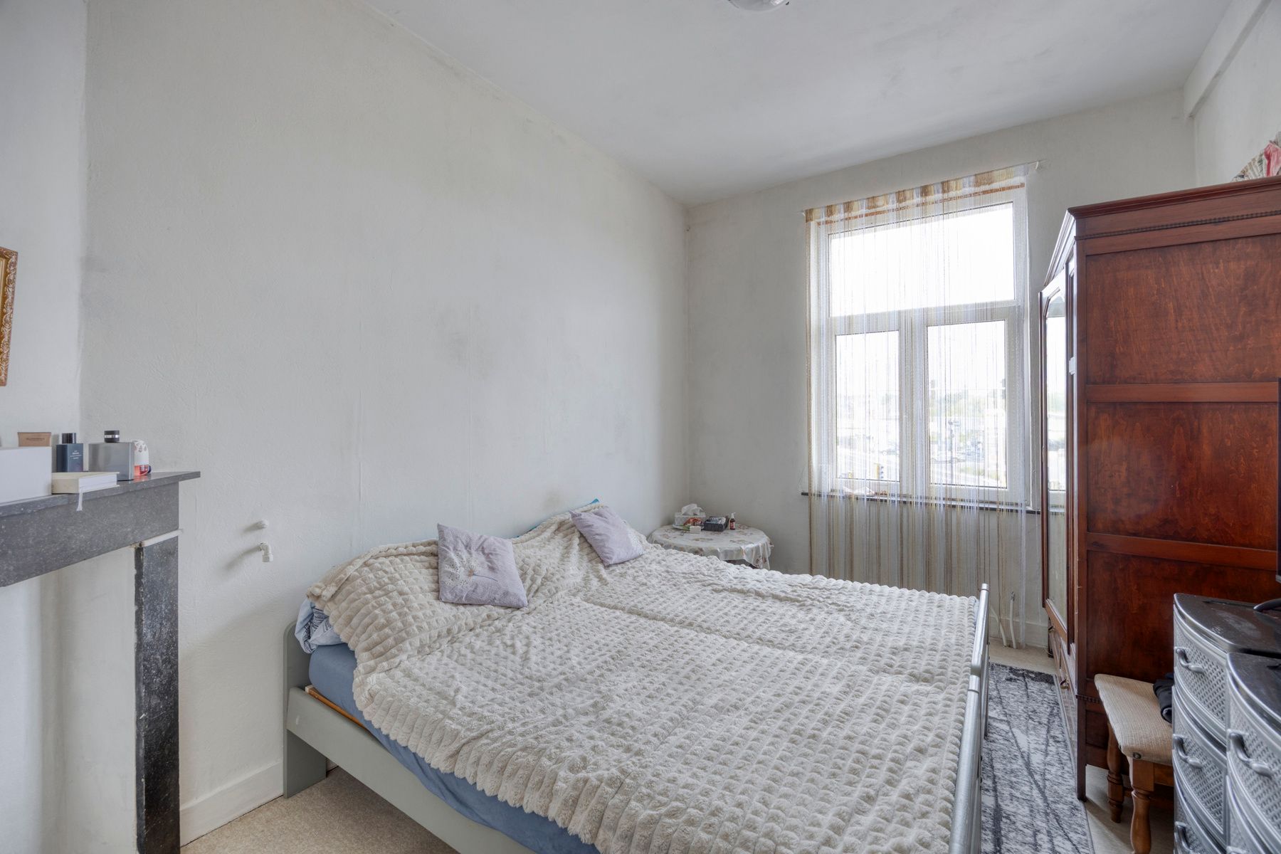 Handelspand met bewoning op topligging foto 15