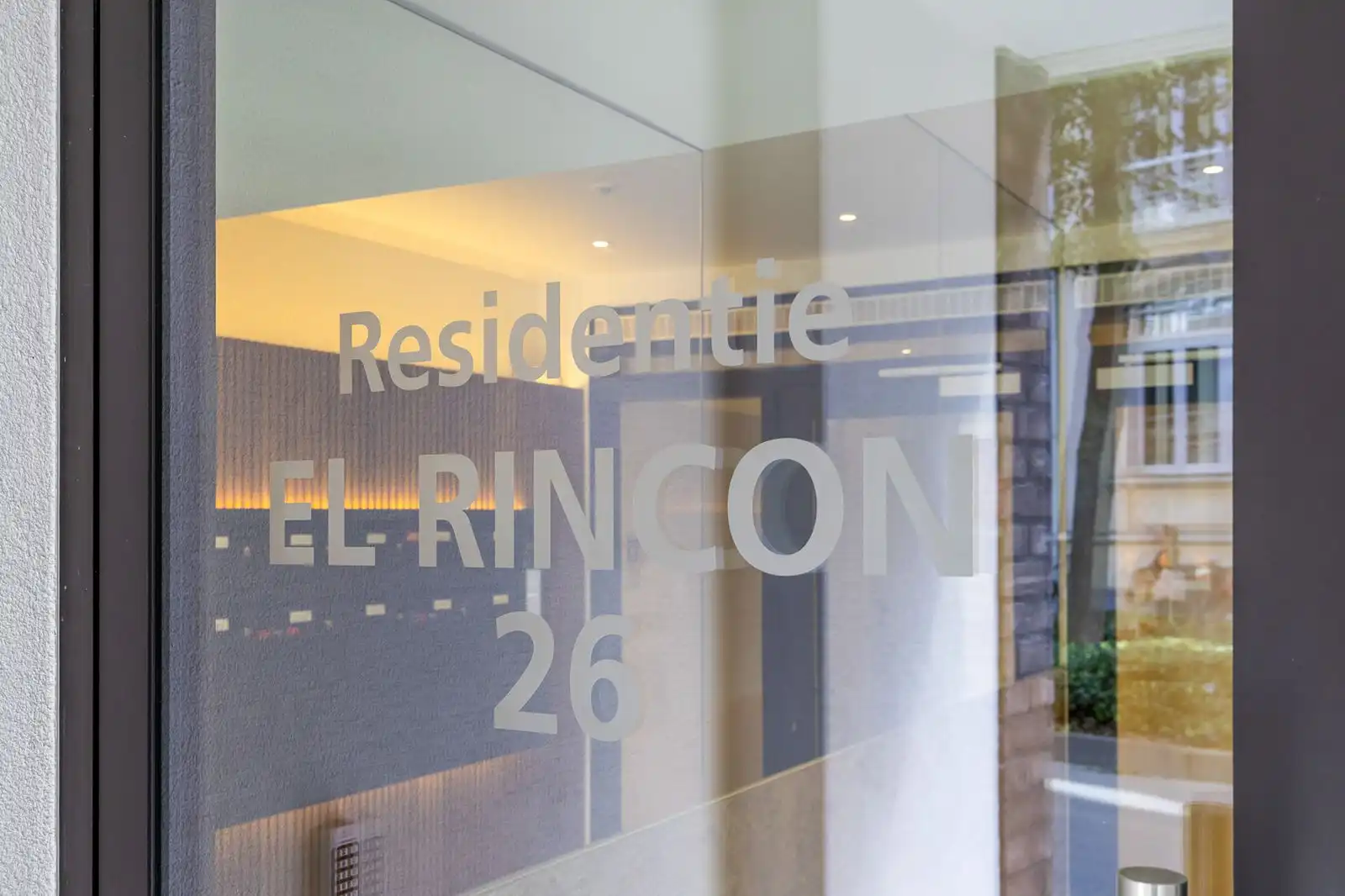 ​​​​​​​Ruim gelijkvloers appartement met 2 slaapkamers, groot terras en tuin in residentie El Rincon foto 13
