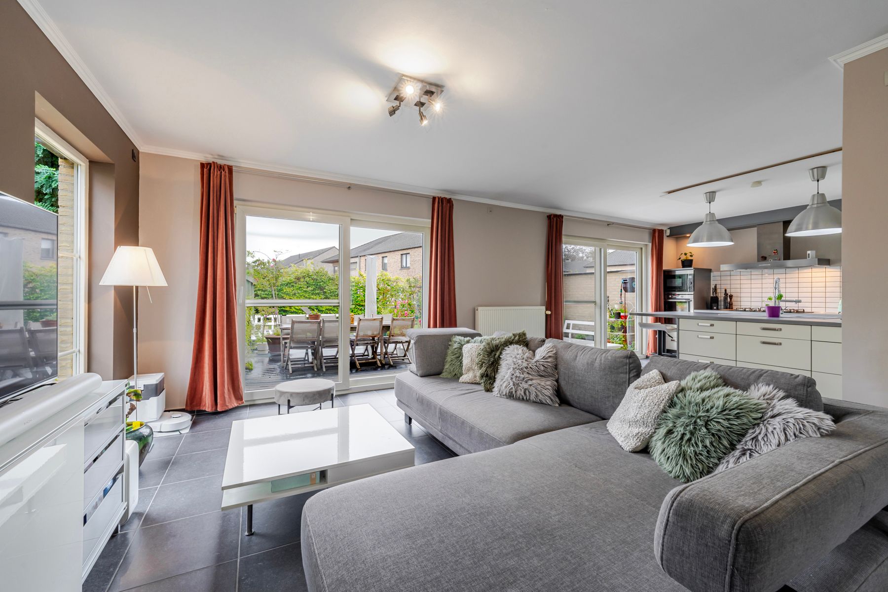 Instapklare woning in rustige wijk  foto 6