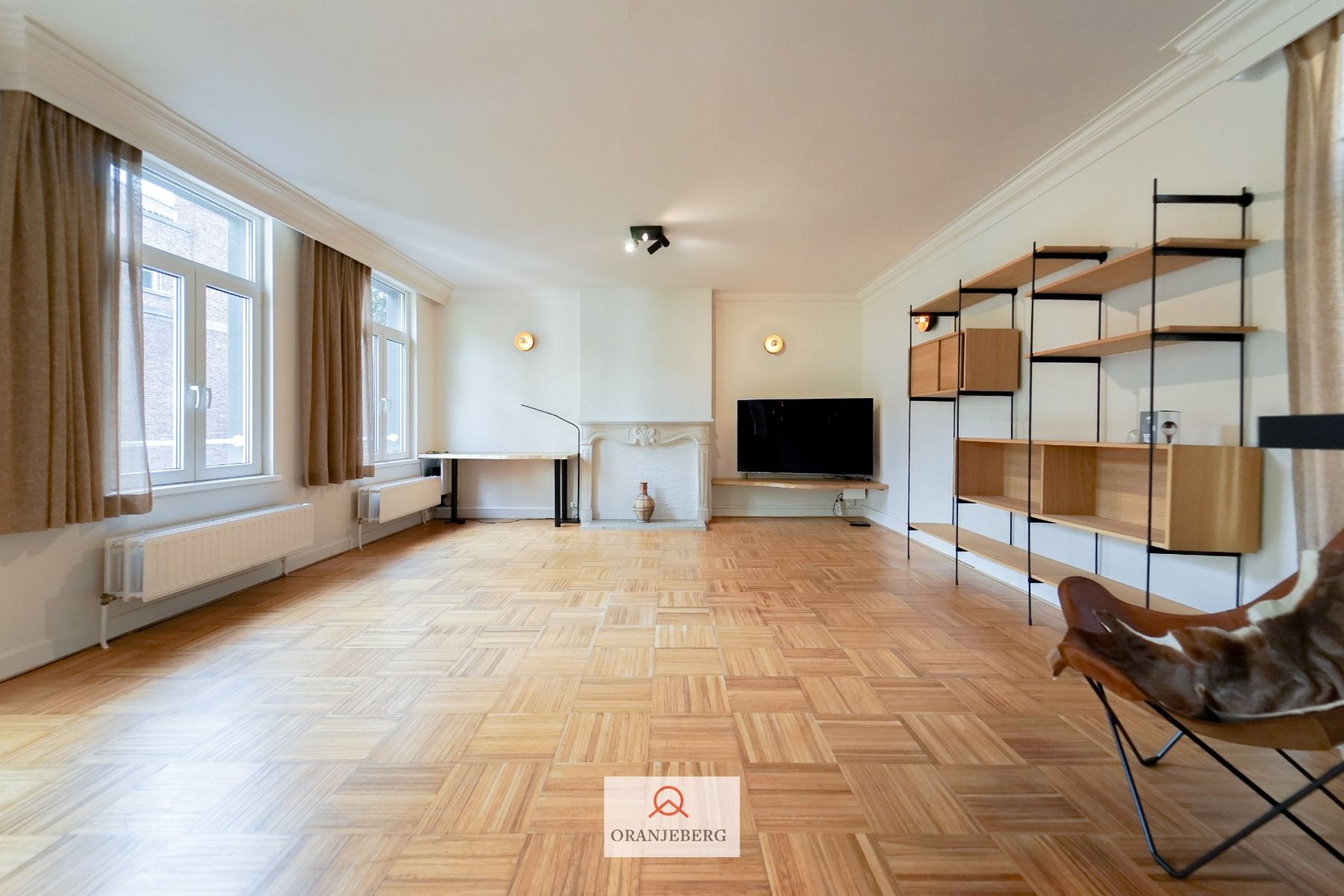 Ruim gerenoveerd 1 slpk-appartement vlakbij François Laurentplein te centrum Gent foto {{pictureIndex}}
