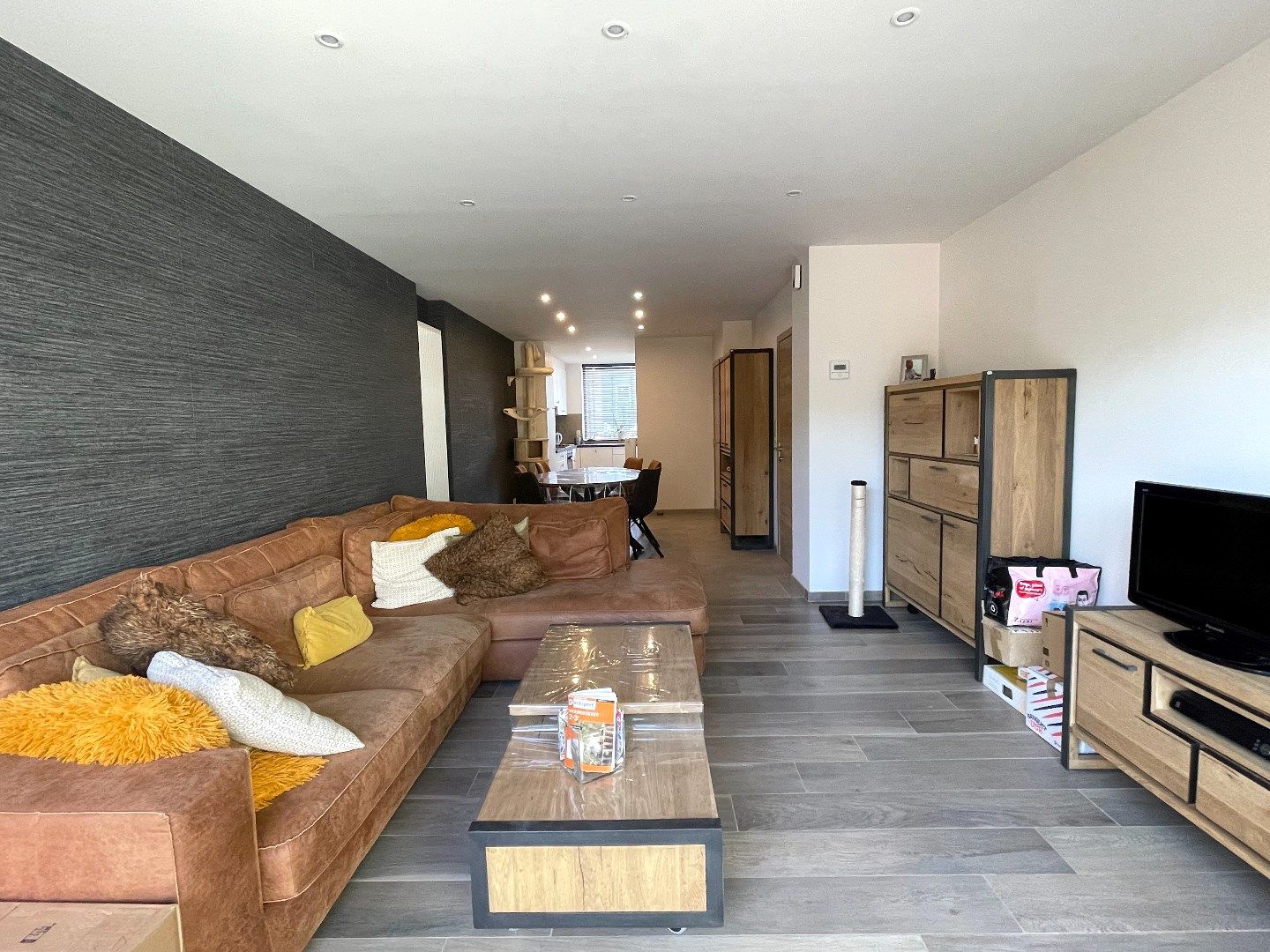 Gezellige woning met 2 slaapkamers in het centrum van Lauwe! foto 3