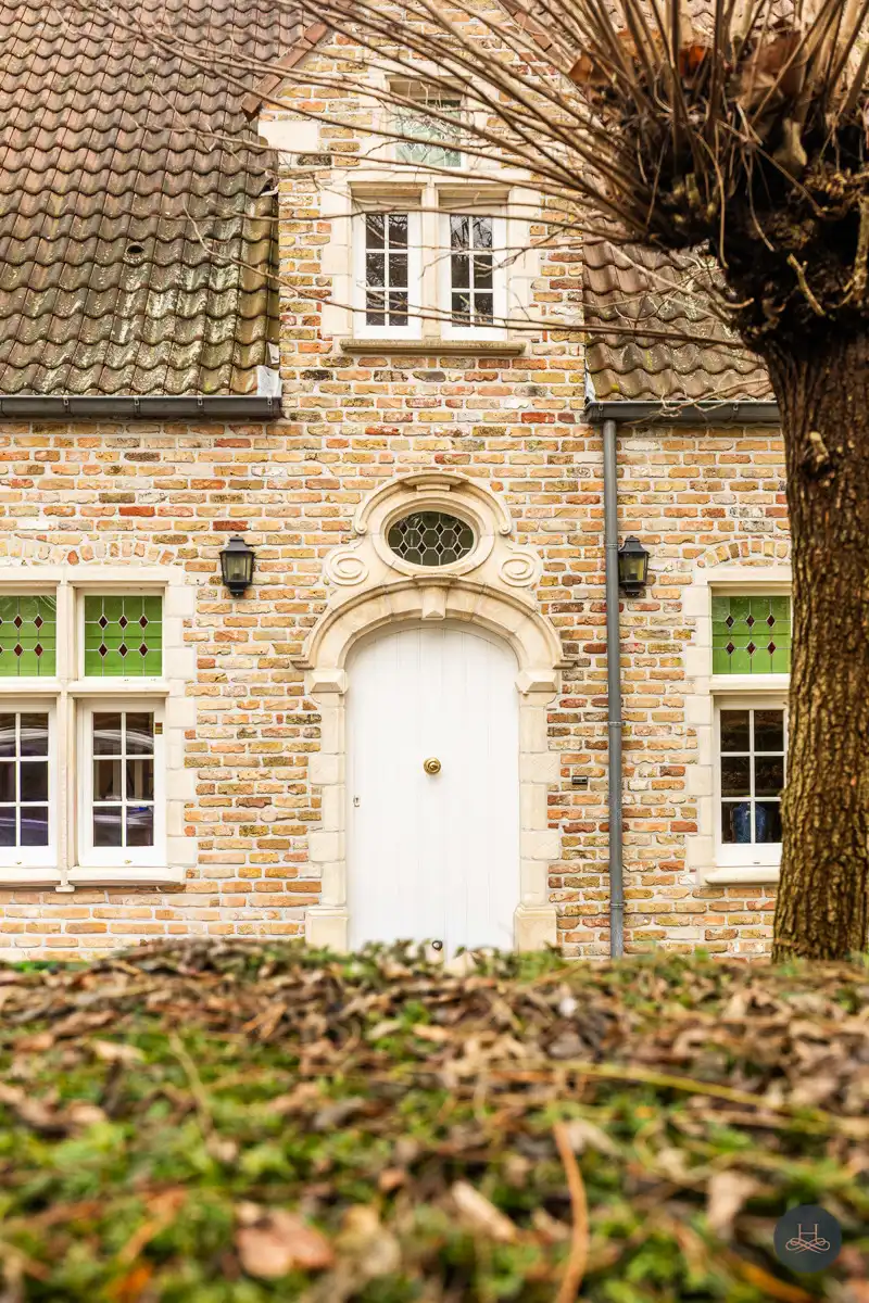 Exclusieve villa met binnenzwembad foto 2