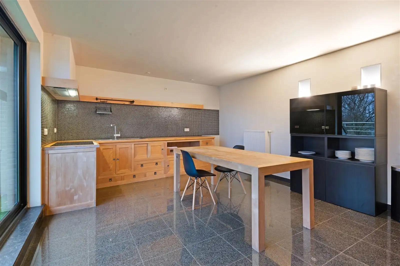 Instapklaar duplexappartement met 3 slaapkamers in Gent! foto 6