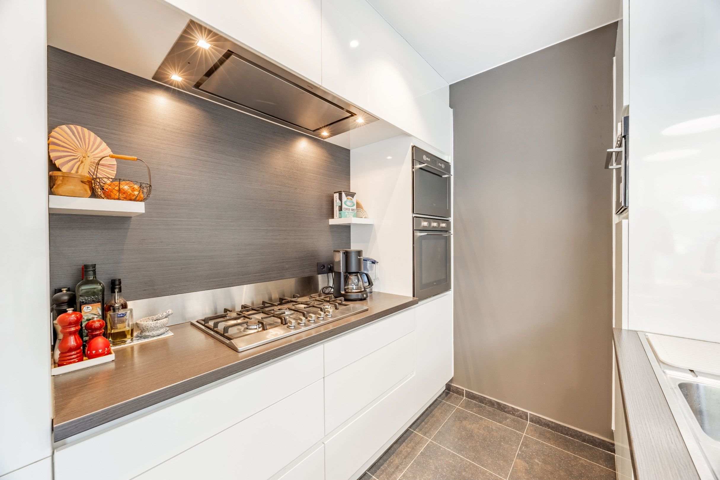 INSTAPKLARE TOPPER MET GARAGE foto 7
