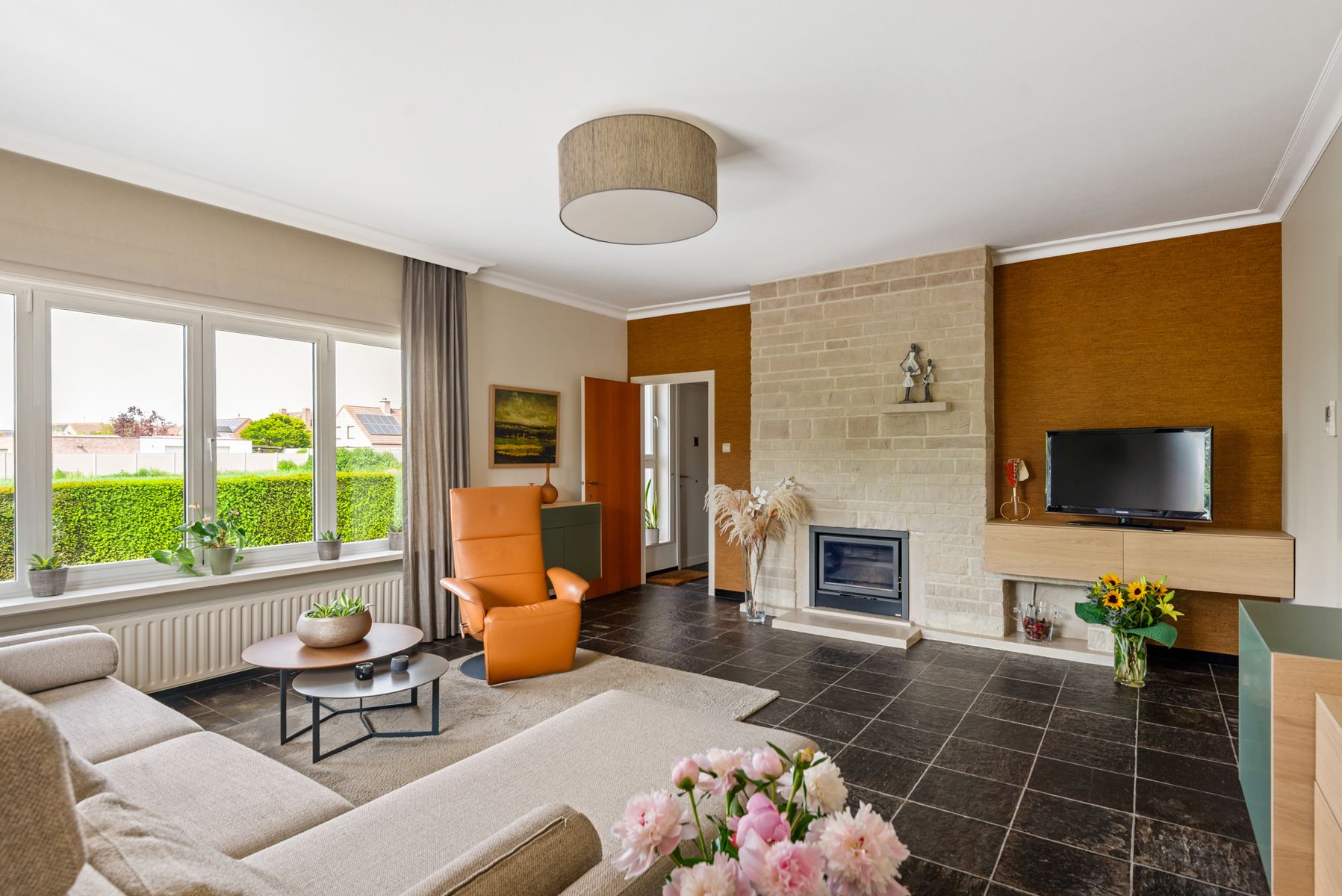 Instapklare villa/bungalow met aansluitend kantoorruimte/handelsgelijkvloers op ruim perceel! foto 18