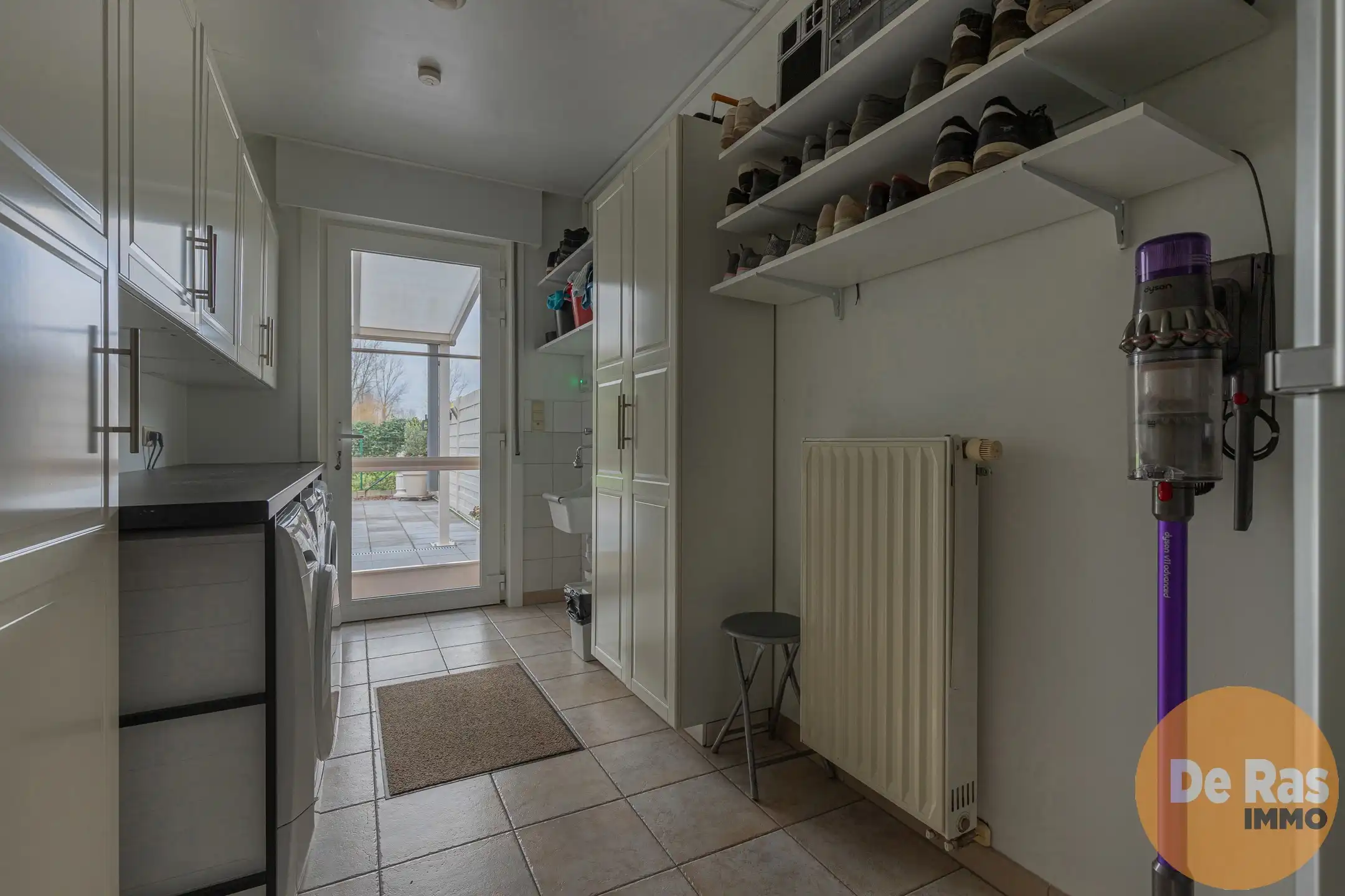 MASSEMEN - Woning met 3 kamers en tuin met prachtig zicht foto 11