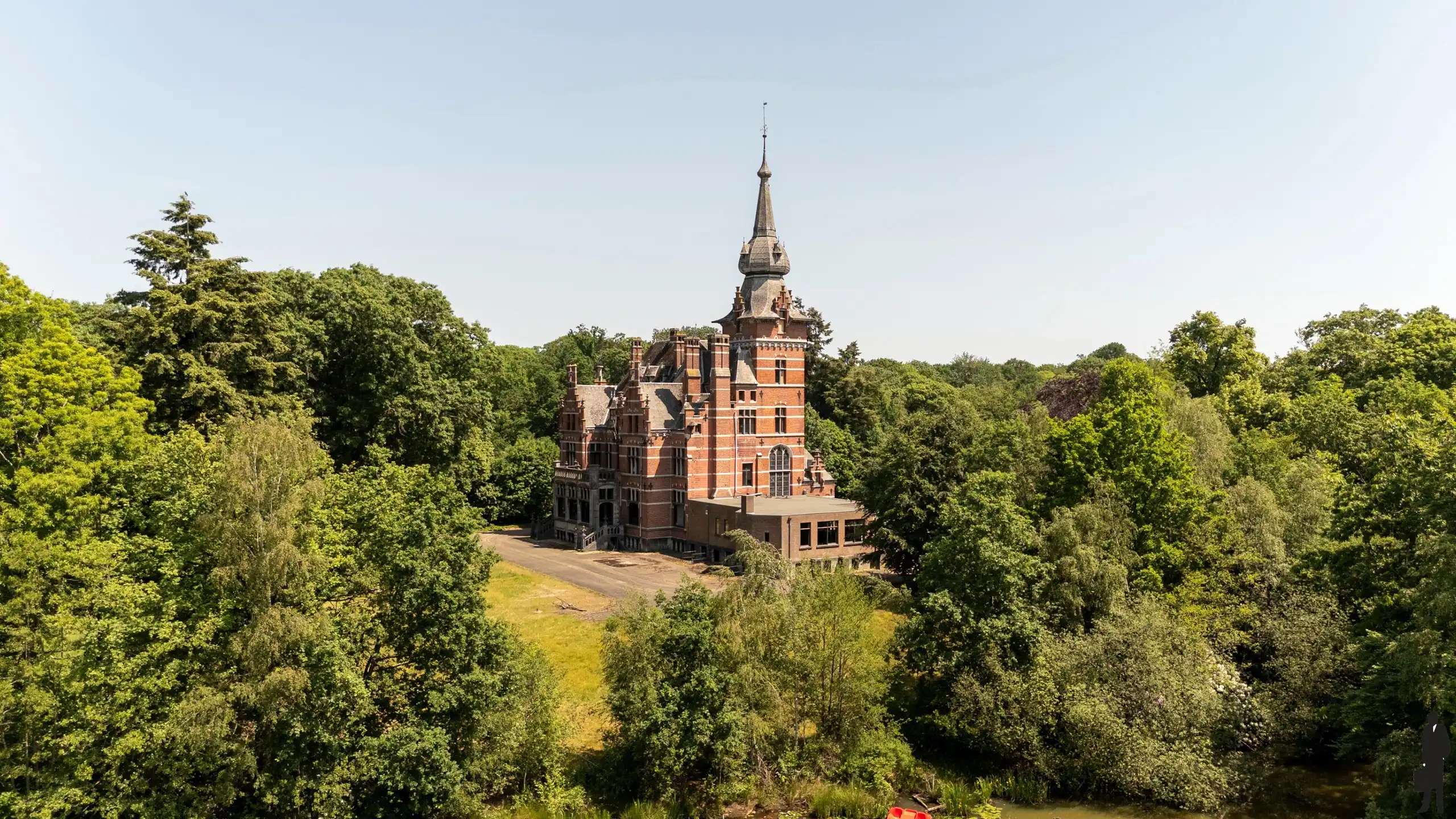 Uitzonderlijk domein - Kasteel de Rethy - ca. 30 hectare foto 2
