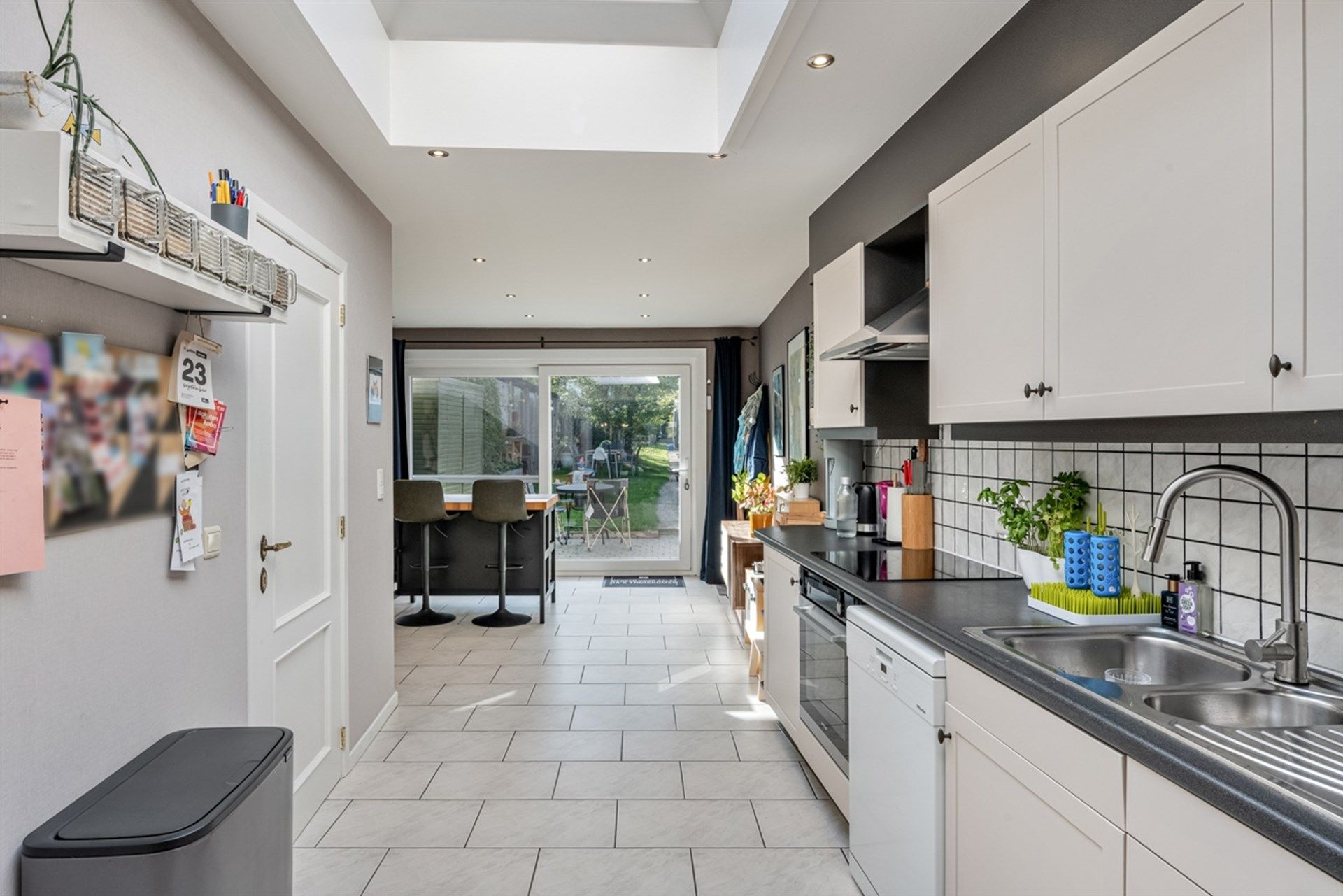 Instapklare woning met zonnige tuin op ruim perceel in rustige straat te Aalst  foto 5
