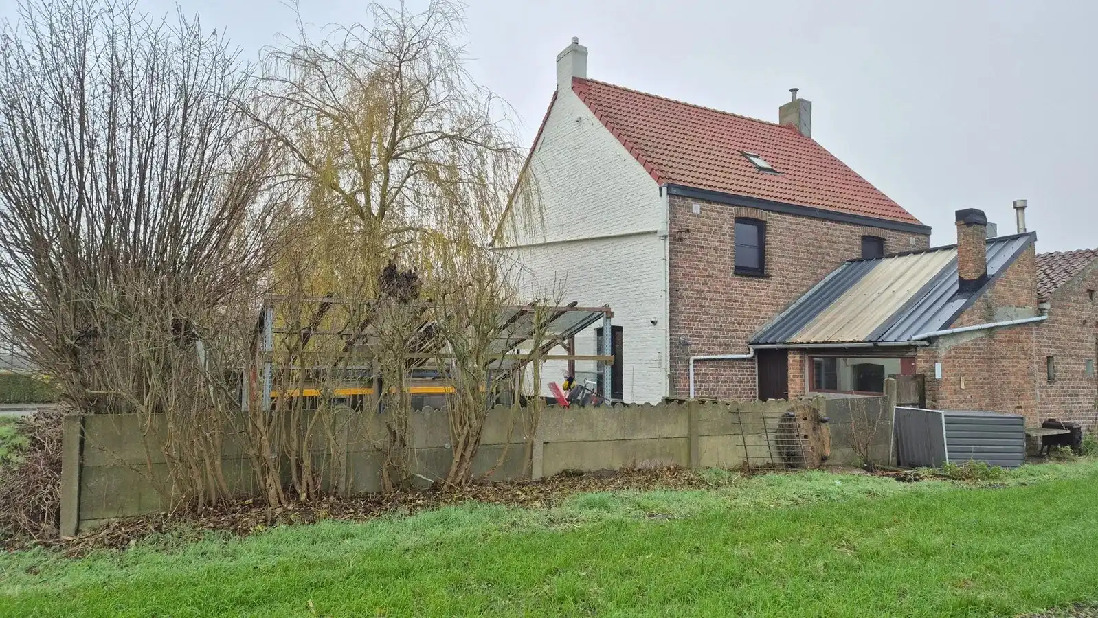 Oudenburg: te vernieuwen landelijke woning foto 24