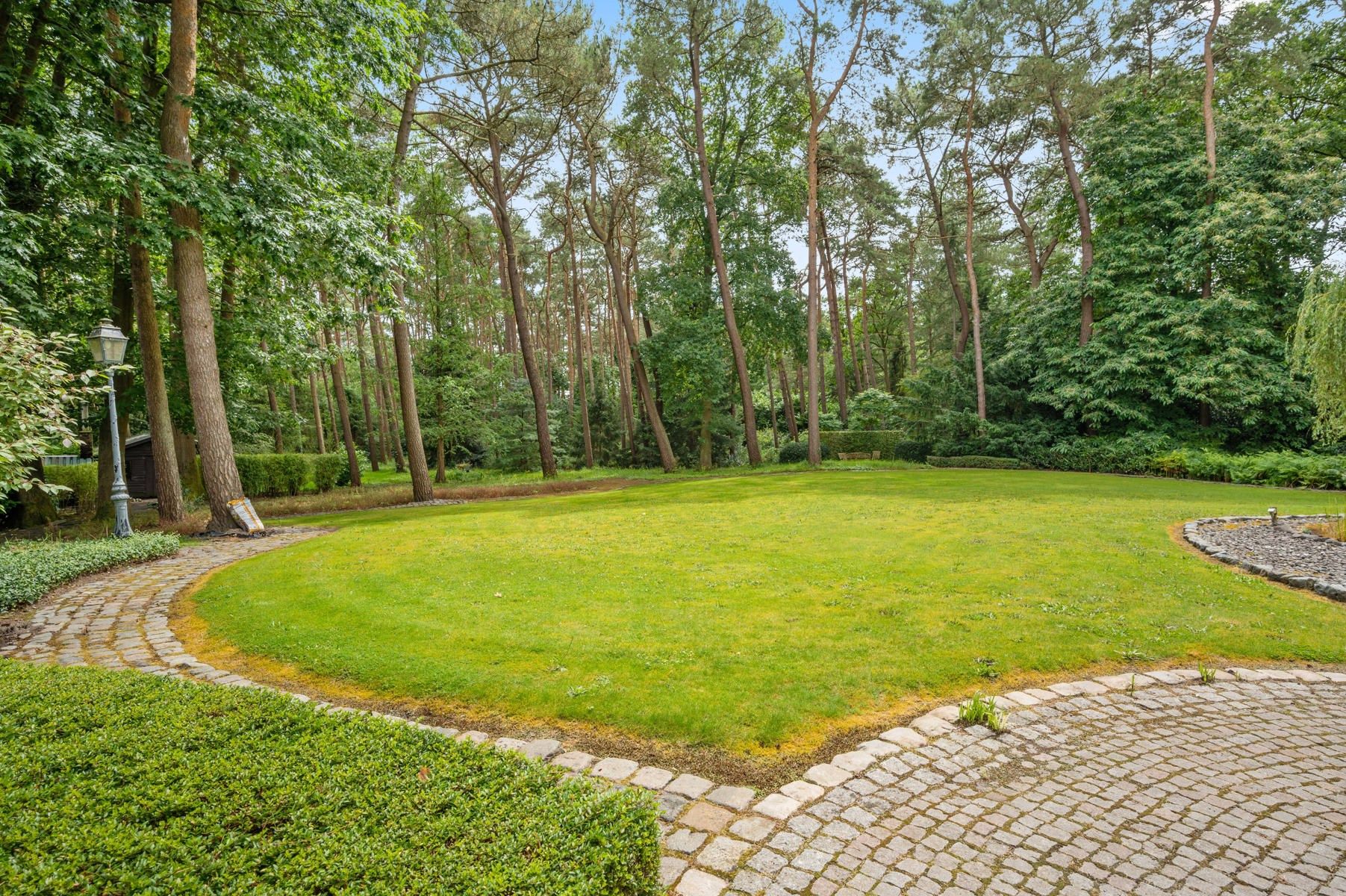  Exclusieve villa op uitzonderlijk perceel van 12.594 m² te KEERBERGEN foto 37