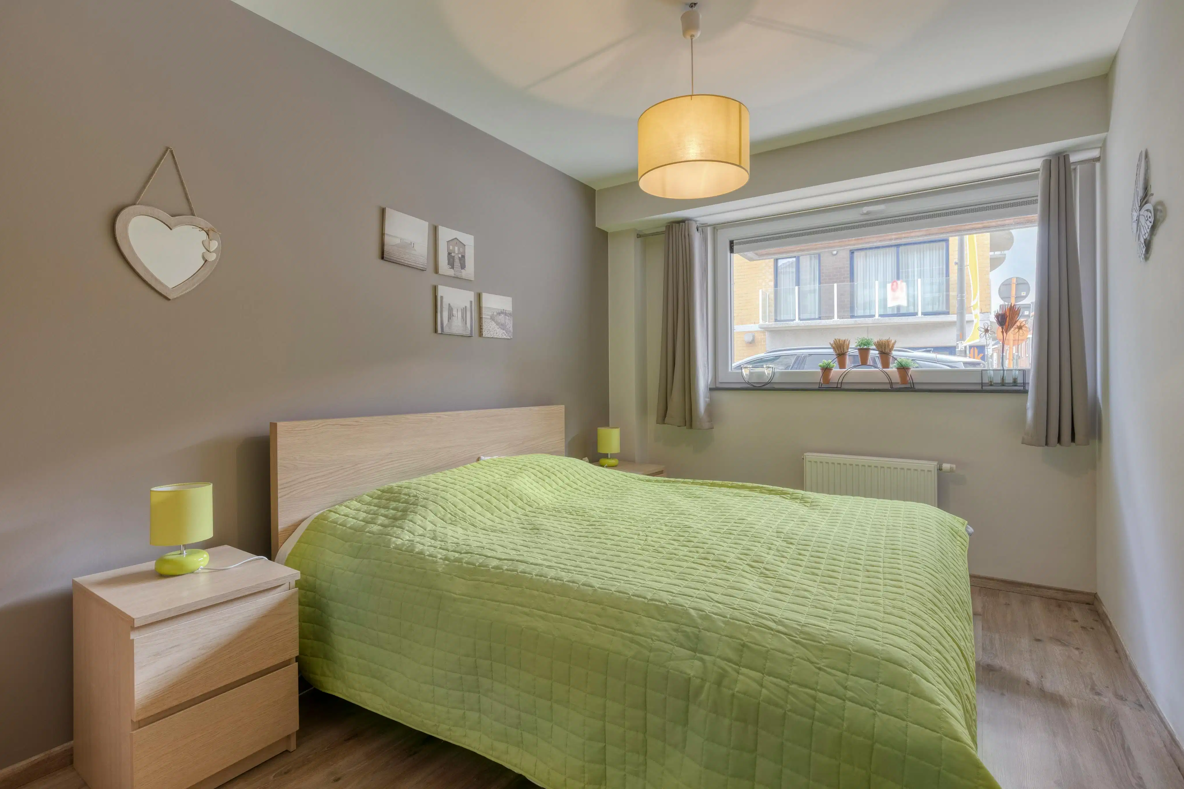Appartement (75m²) met 2 slaapkamers in centrum De Panne foto 5