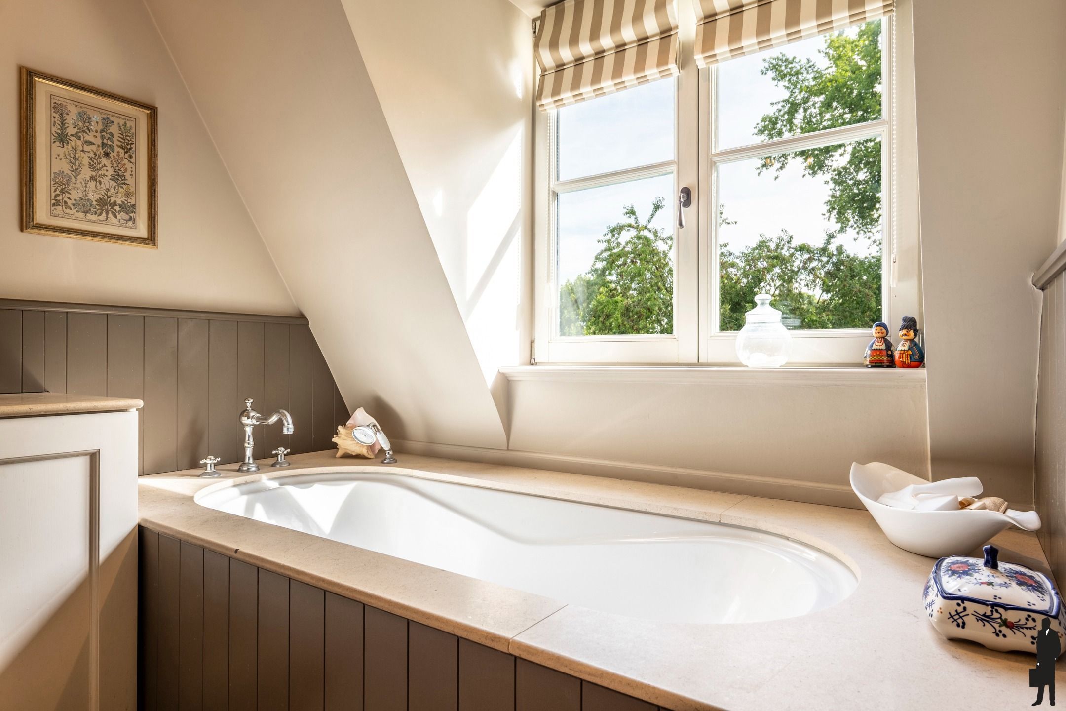 Penthouse op centrale locatie en terras met veel privacy foto 26