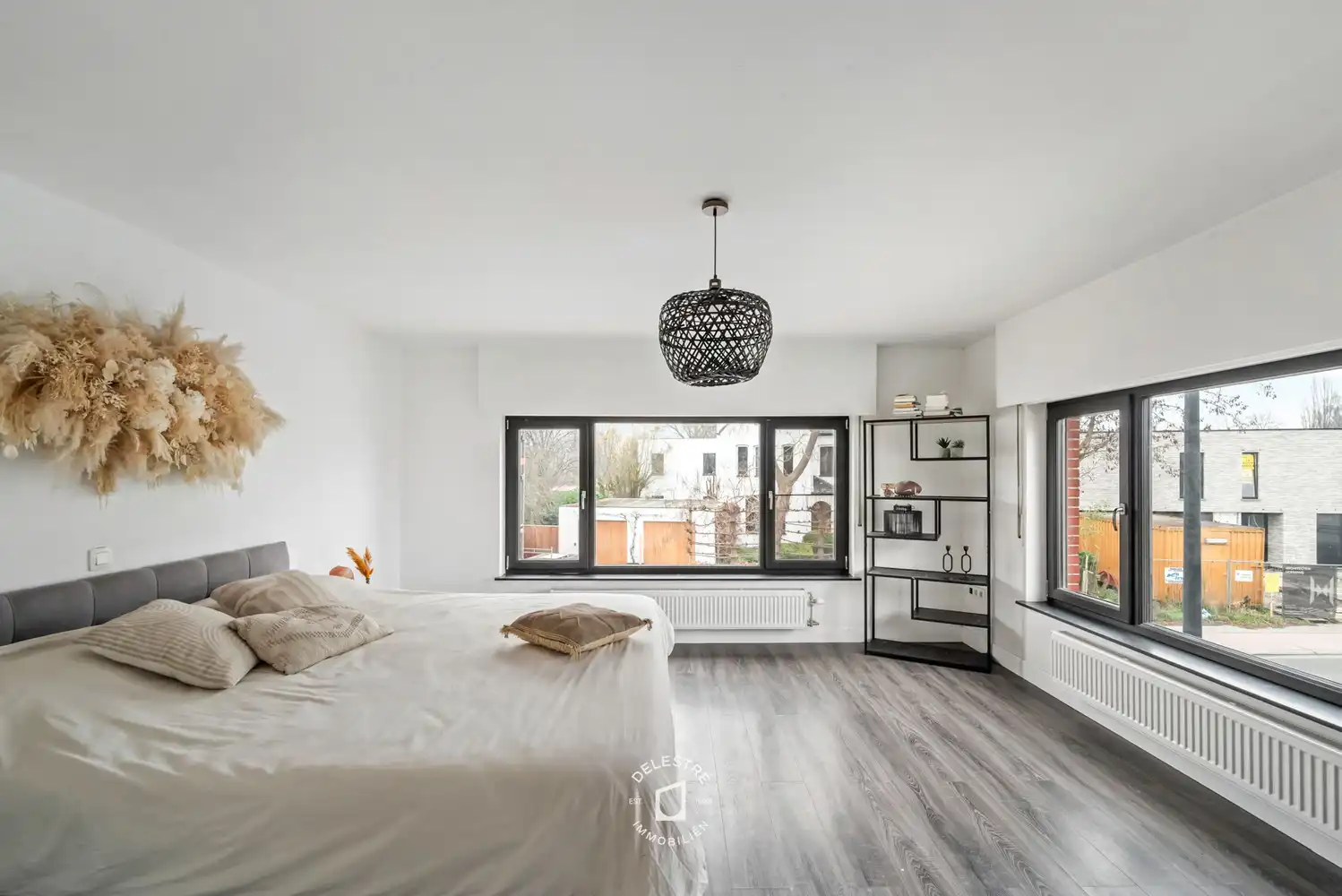 INSTAPKLARE, TRENDY HALFOPEN BEBOUWING MET TUIN EN MODERNE TECHNIEKEN foto 16