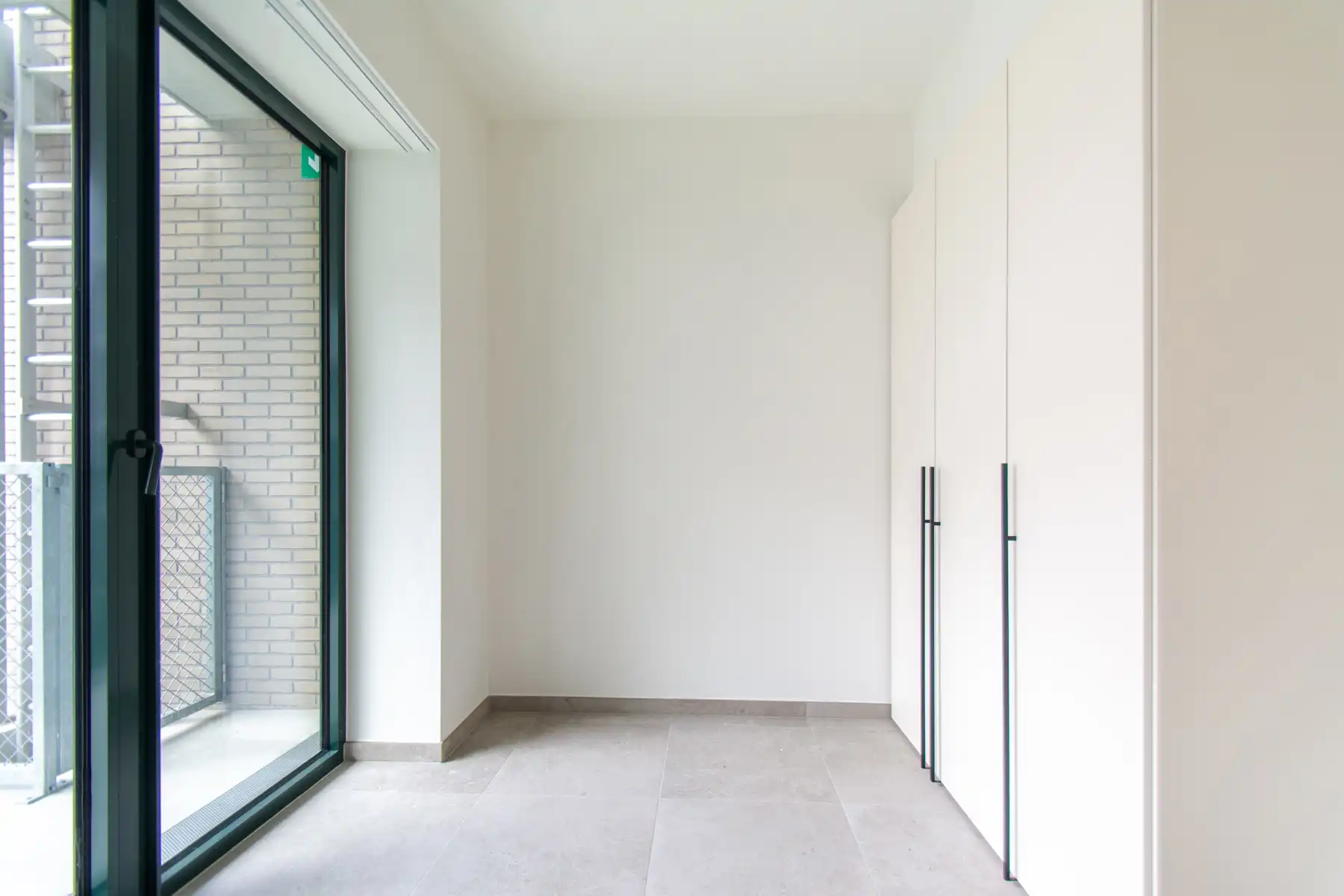 Prachtig modern en gemeubeld appartement met 2slpk en balkon foto 13
