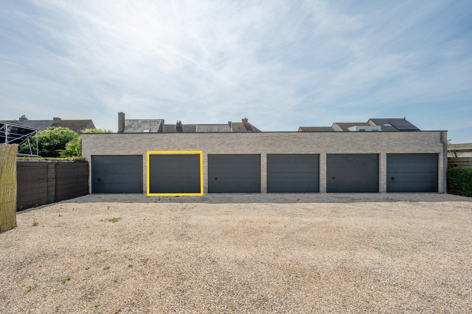 Instapklaar appartement met garage op centrale ligging te Bredene. foto 14