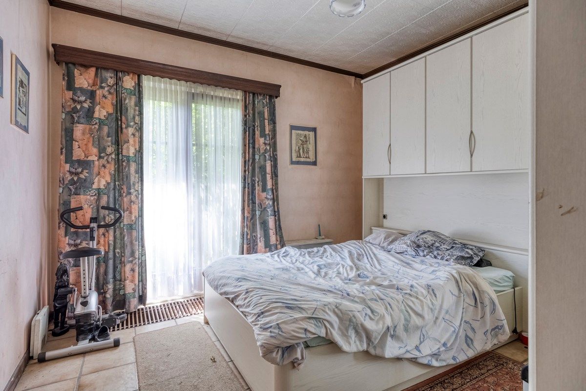 Ruime woning met 3 slaapkamers en grote tuin foto 9