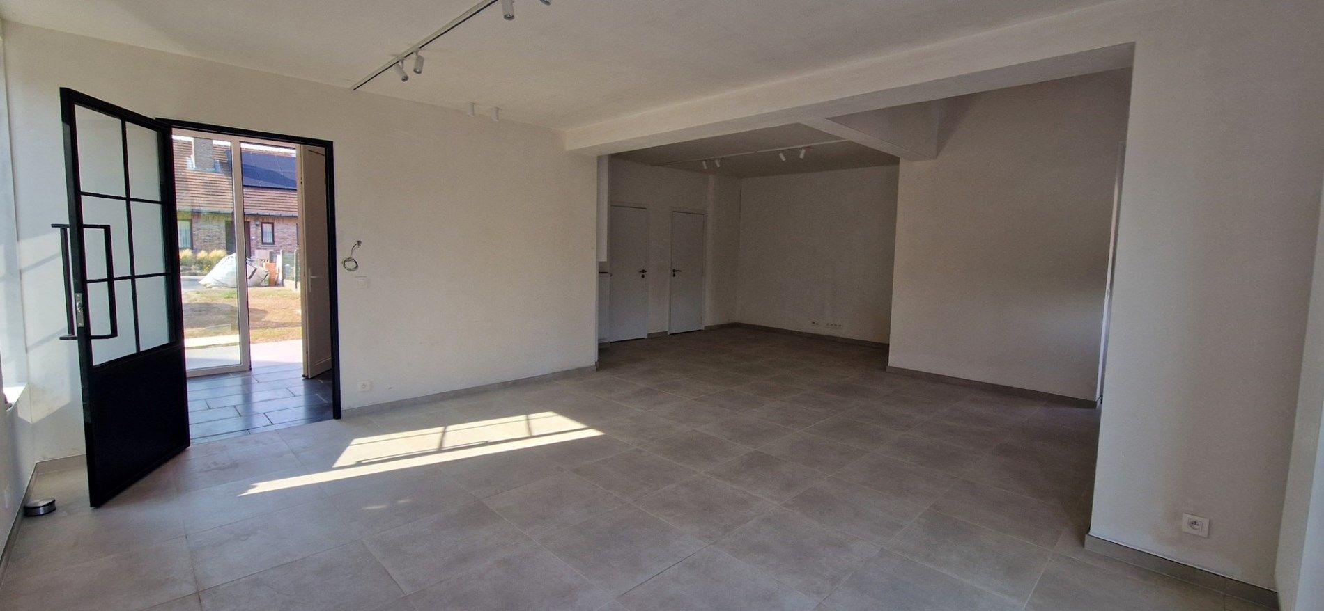 CHARMANTE WONING NABIJ CENTRUM WINGENE foto 2