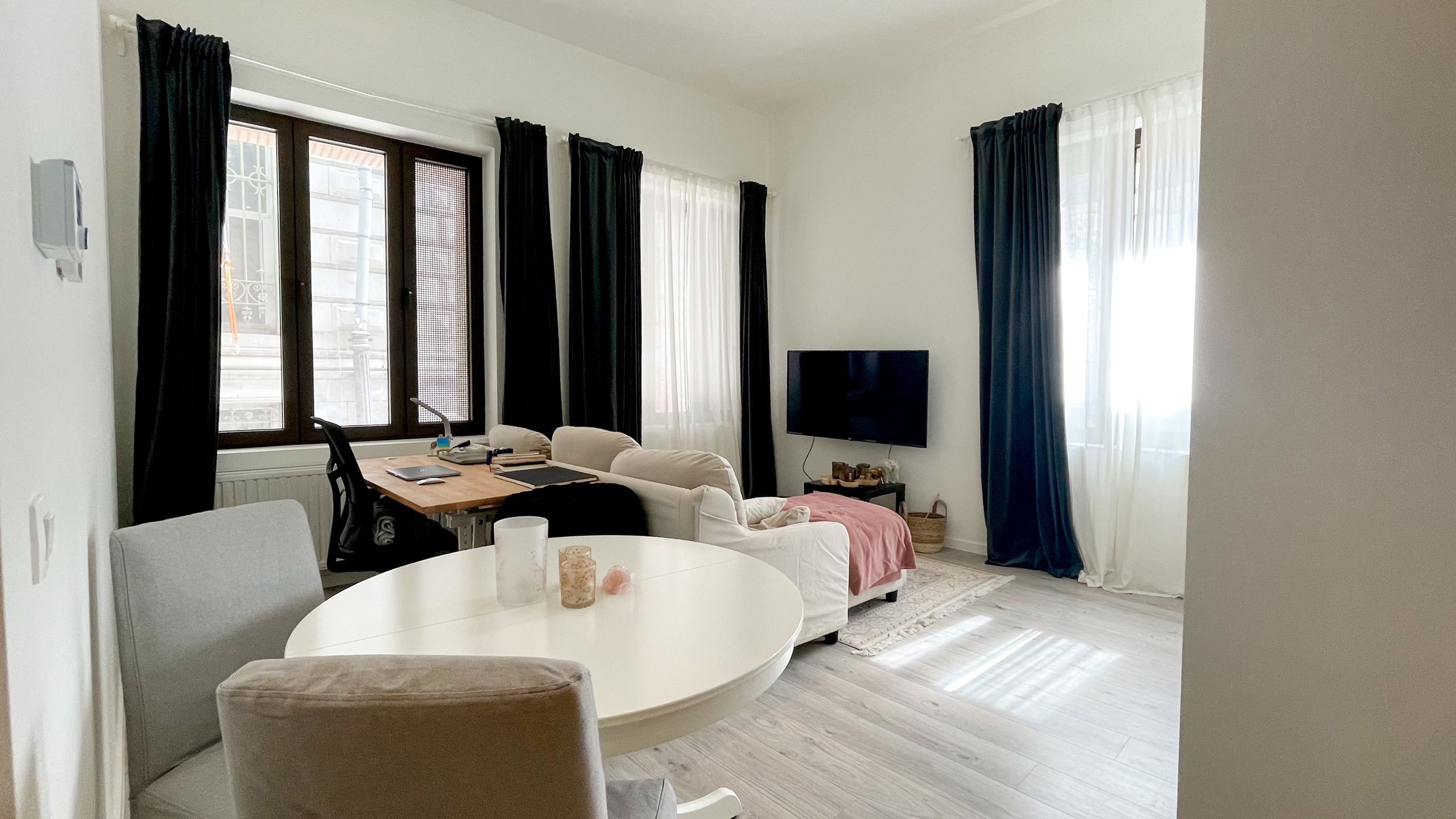 trendy studio ca 62 m² in residentie De Dams nabij de Meir foto {{pictureIndex}}