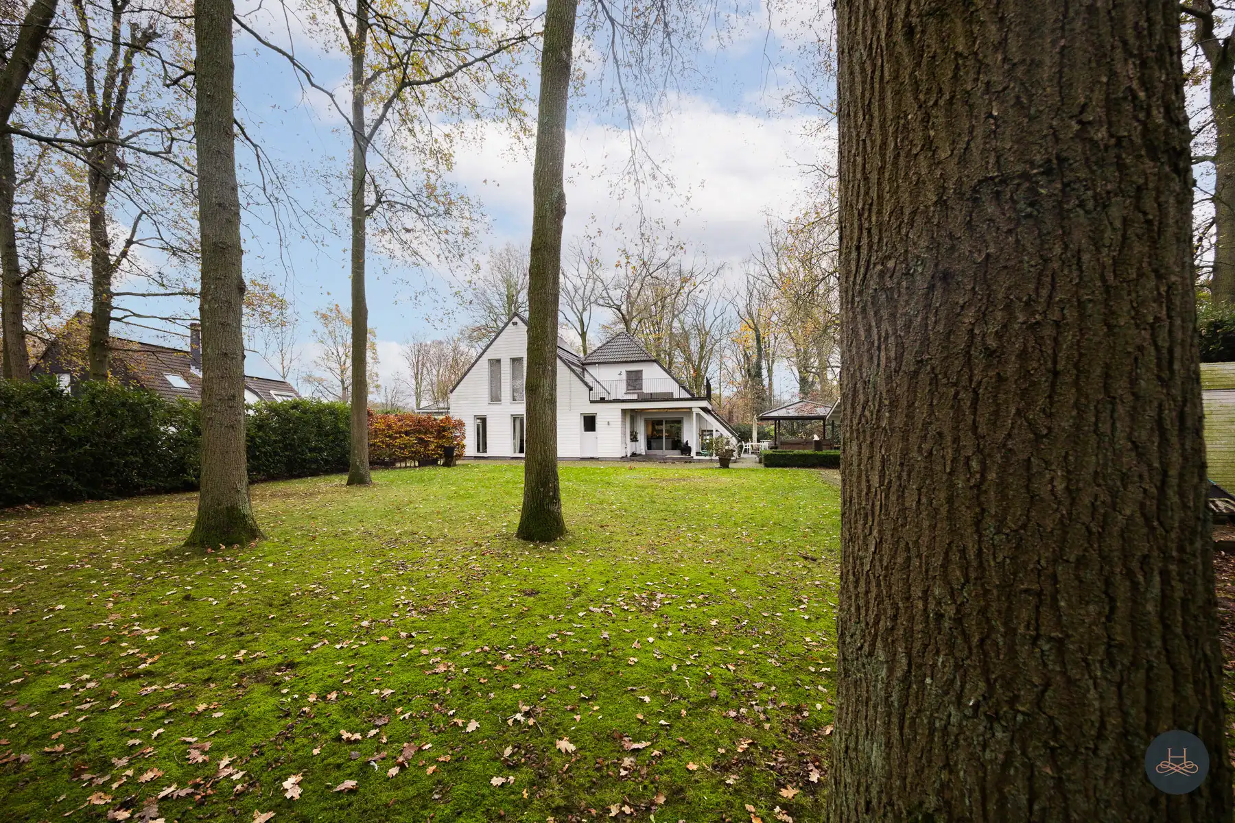 Functionele villa te koop met prachtige bomen op toplocatie foto 28