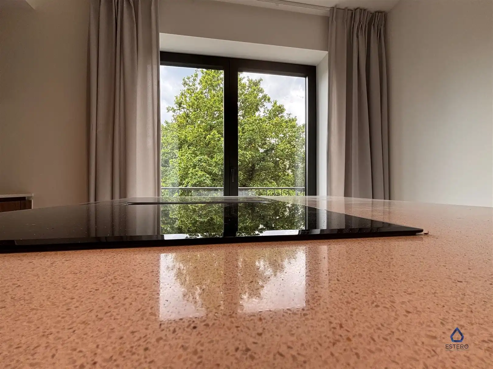 Prachtig nieuwbouwappartement met ruim terras foto 6
