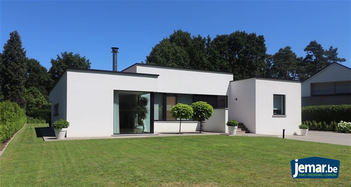 Villa met 3 slaapkamers in Dilsen-Stokkem!  foto {{pictureIndex}}