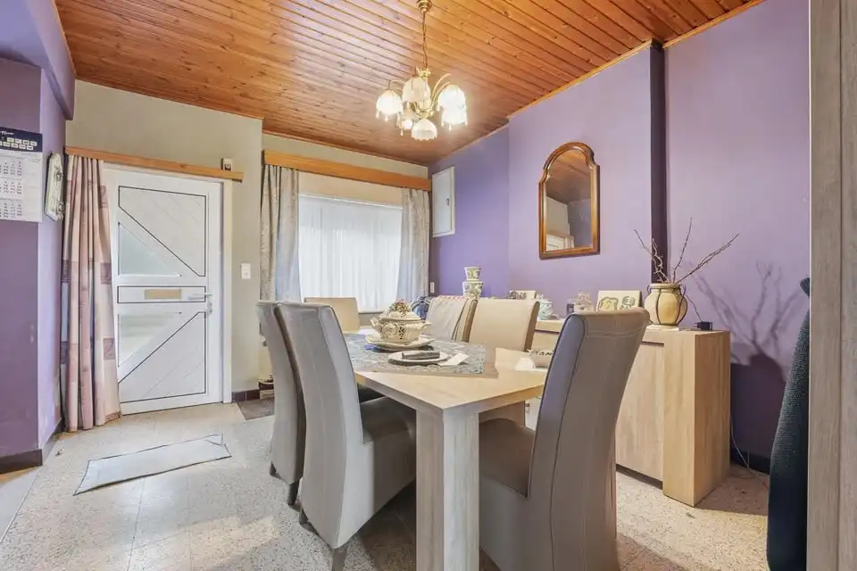 TE RENOVEREN GEZINSWONING MET POTENTIEEL EN TUIN IN HARTJE ZOUTLEEUW foto 5