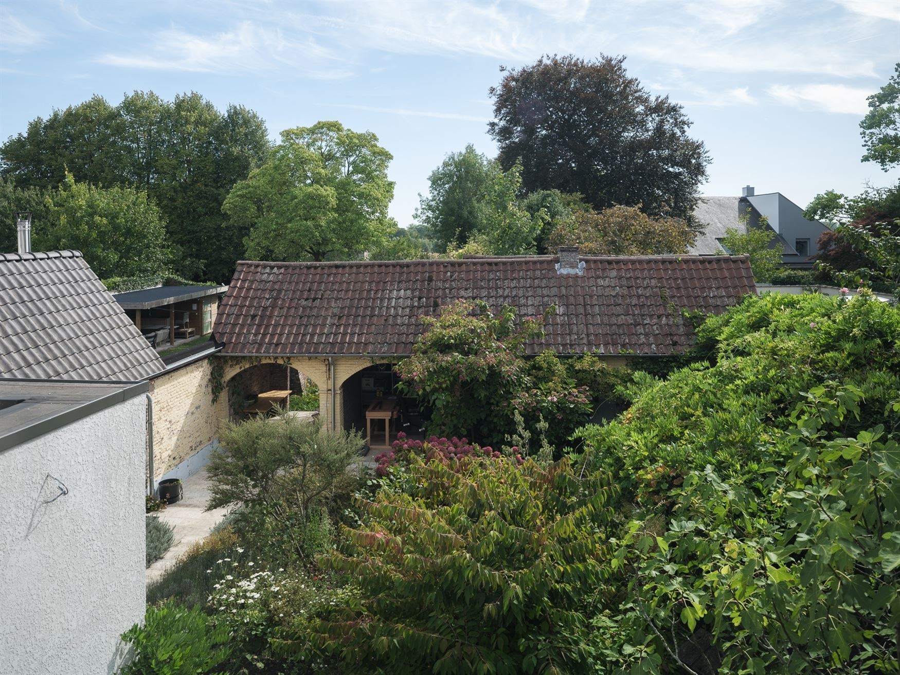 Unieke karaktervolle woning met moderne afwerking in Bottelare. foto 17