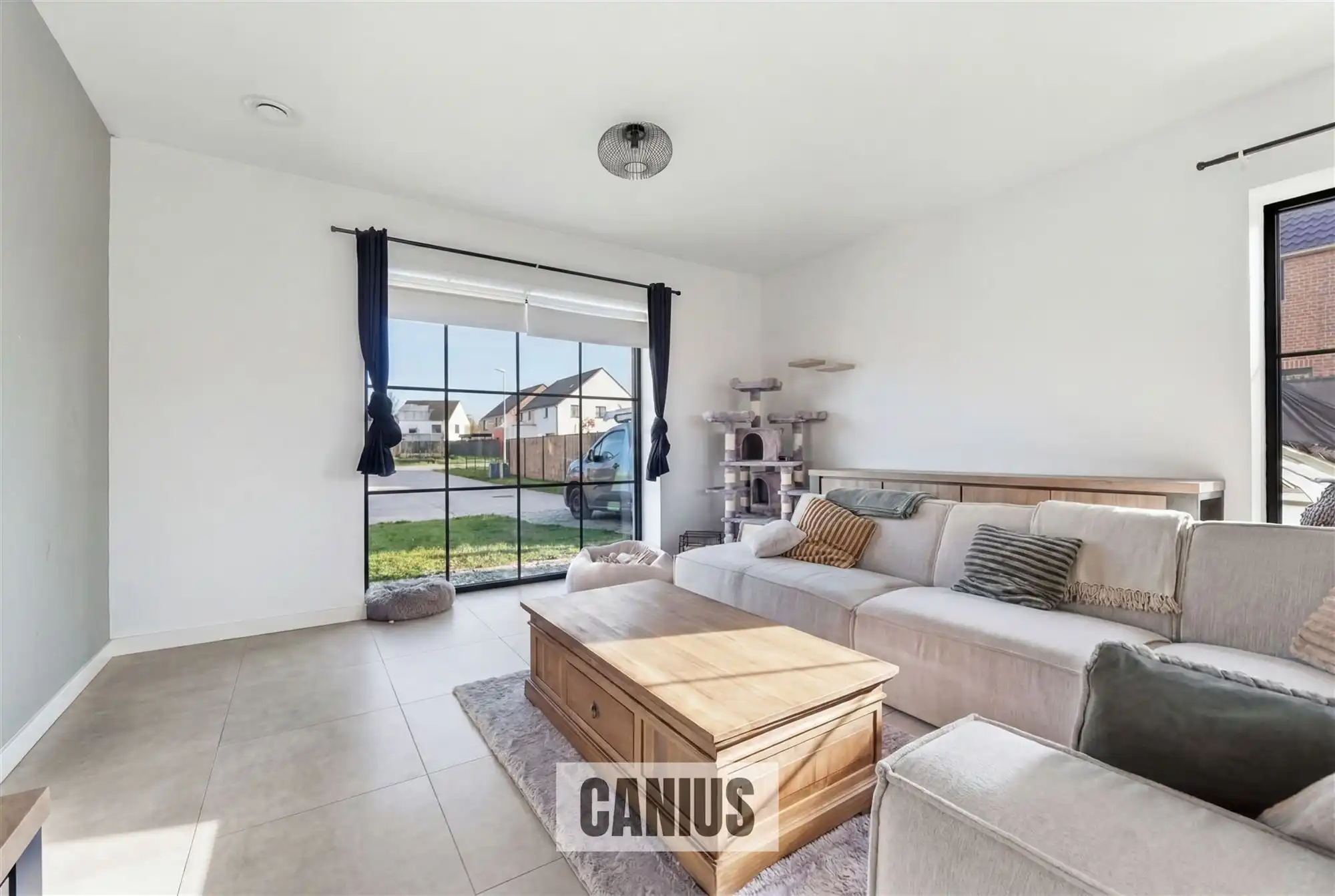 INSTAPKLARE WONING MET 3 SLKS & TUIN foto 3