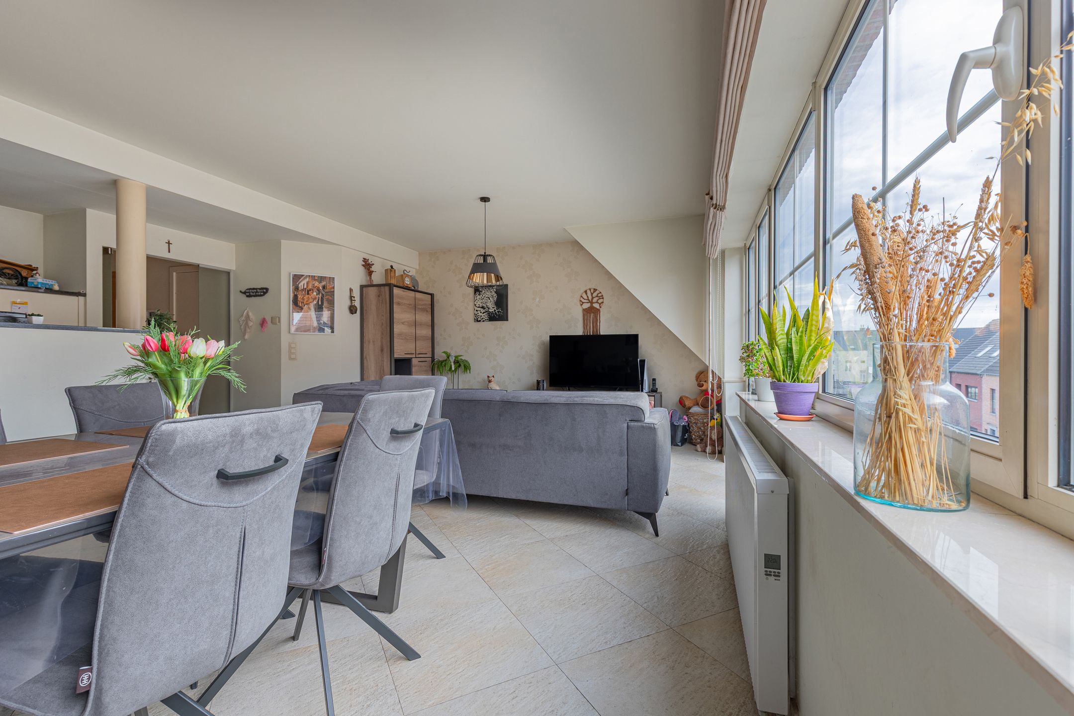 DENDERLEEUW - Appartement  met 2 slpks, zolder en garage  foto 2