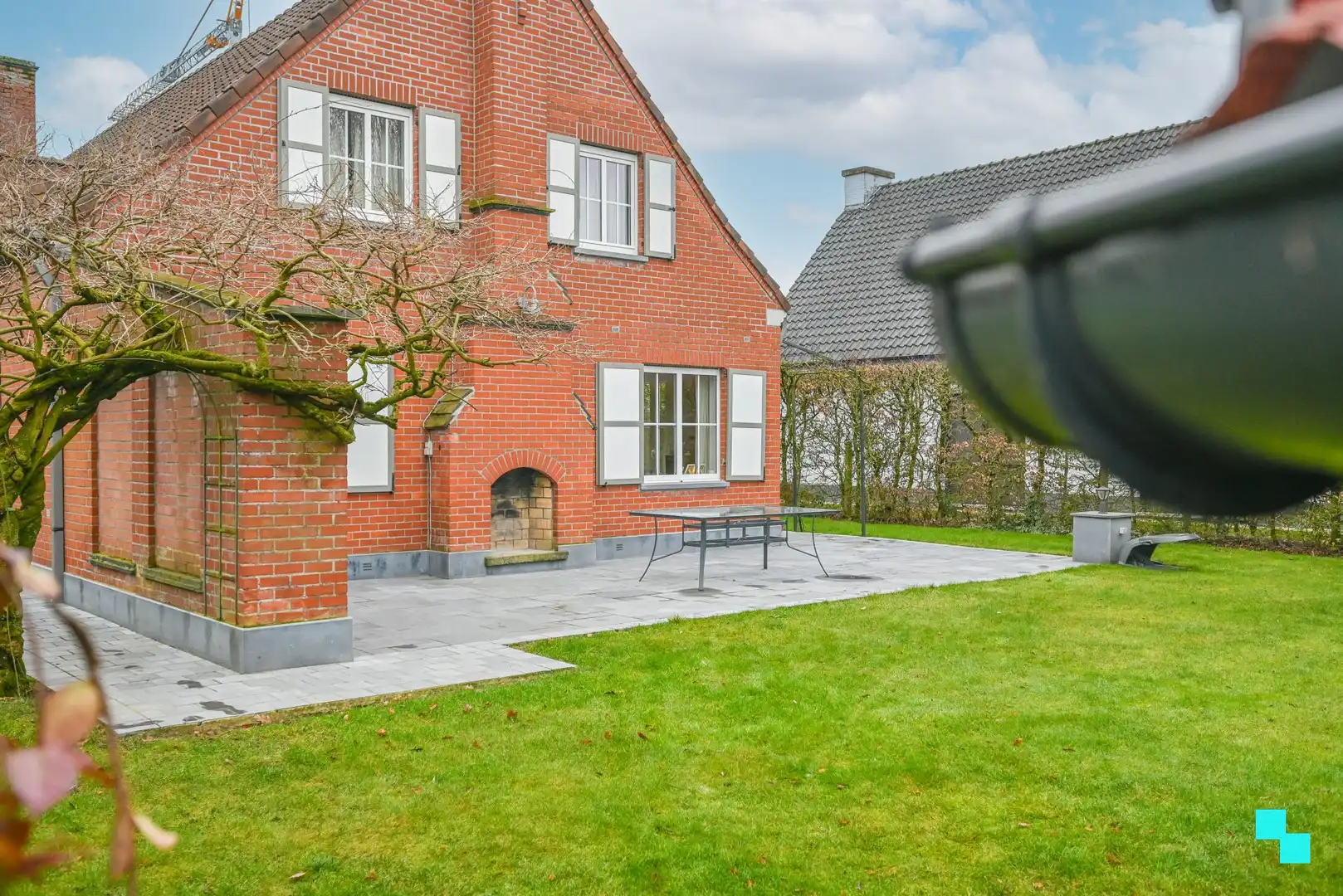 Verrassend ruime woning op een toplocatie in Marke foto 23