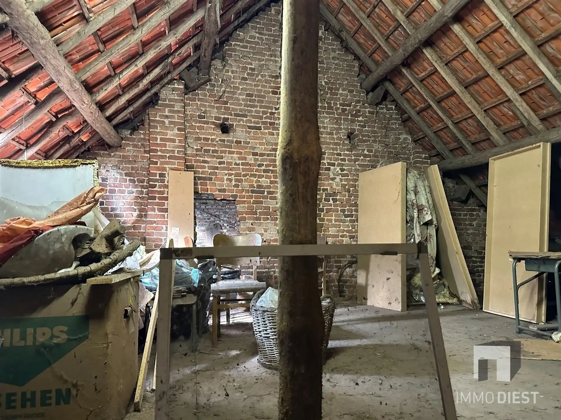Woning met stalling/opslagplaats en weiland foto 30