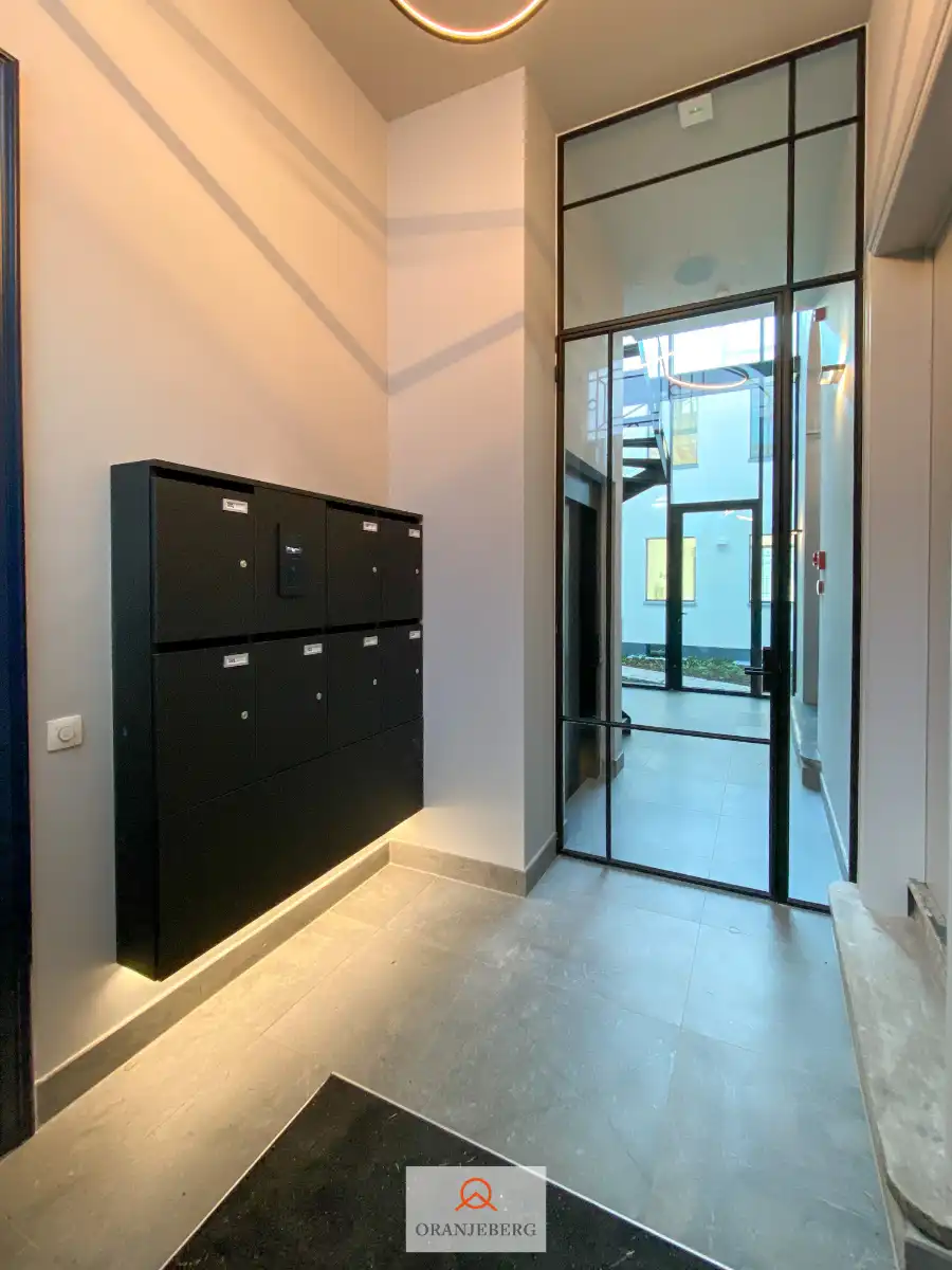 Prachtig ruime duplex in hartje Gent met zicht op water foto 44