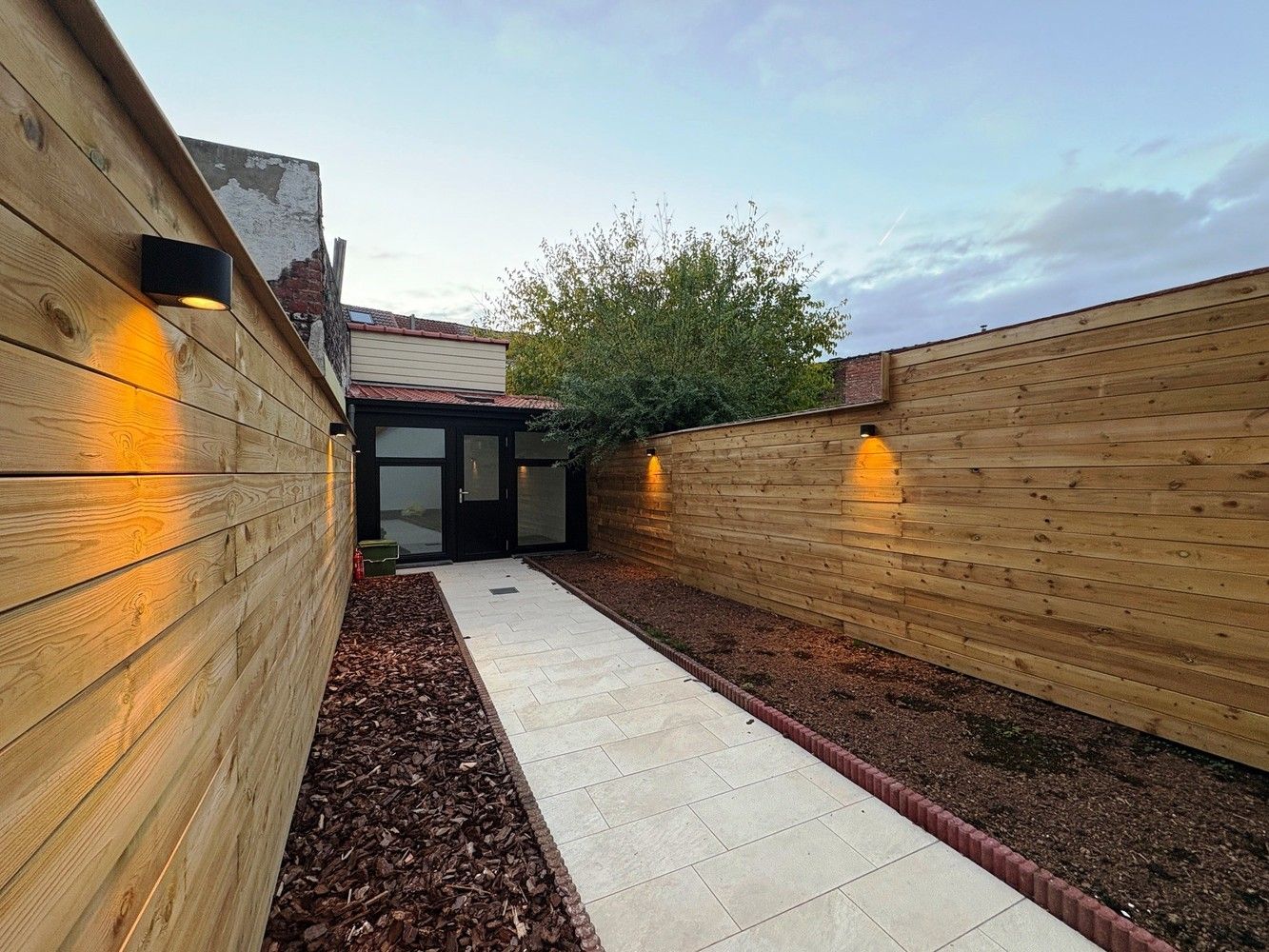 Gerenoveerde gezinswoning met ruim, hartje Ledeberg foto 26