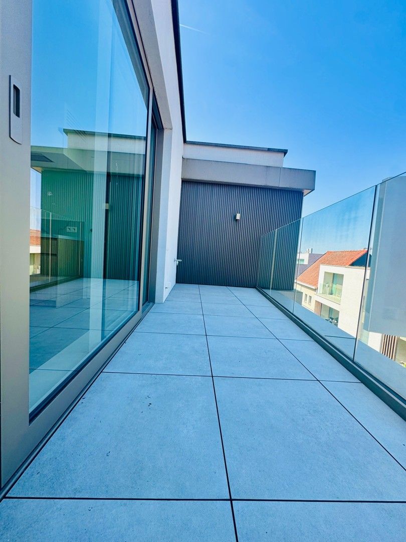 Subliem appartement in het bruisende hart van Waregem! foto 13
