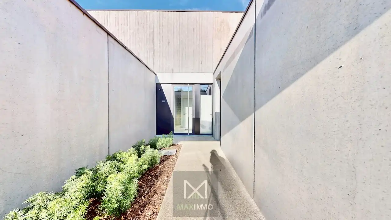 LOT 7 – Halfopen hoekwoning met extra lichtinval en open zicht foto {{pictureIndex}}