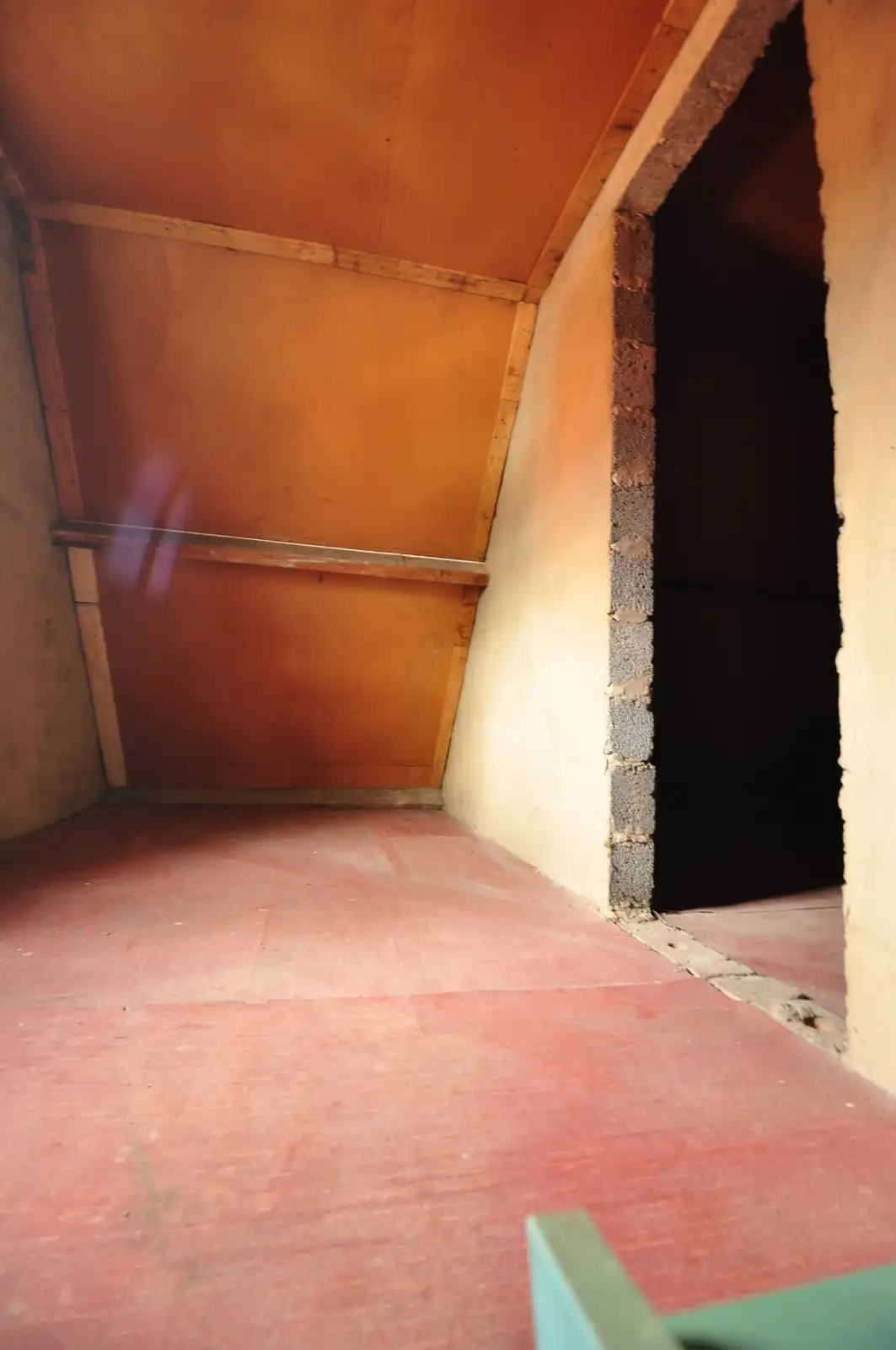 Half-openbebouwing met grote tuin en garage  ! foto 17