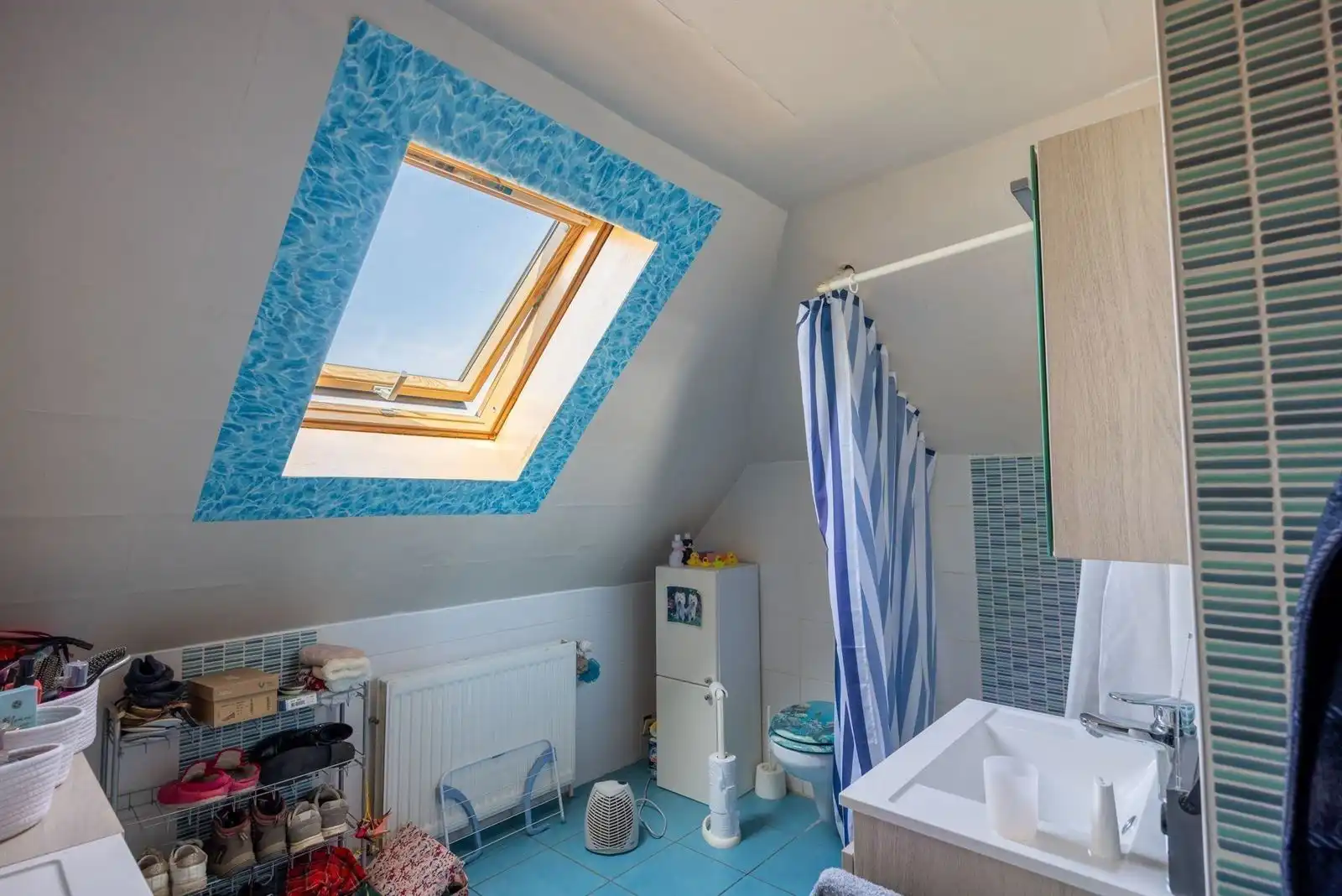 Villa in gegeerde buurt foto 16