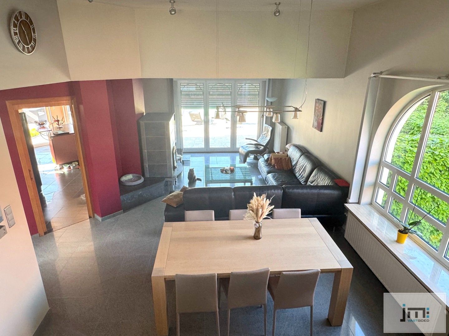 Energiezuinige woning met zwembad foto 3
