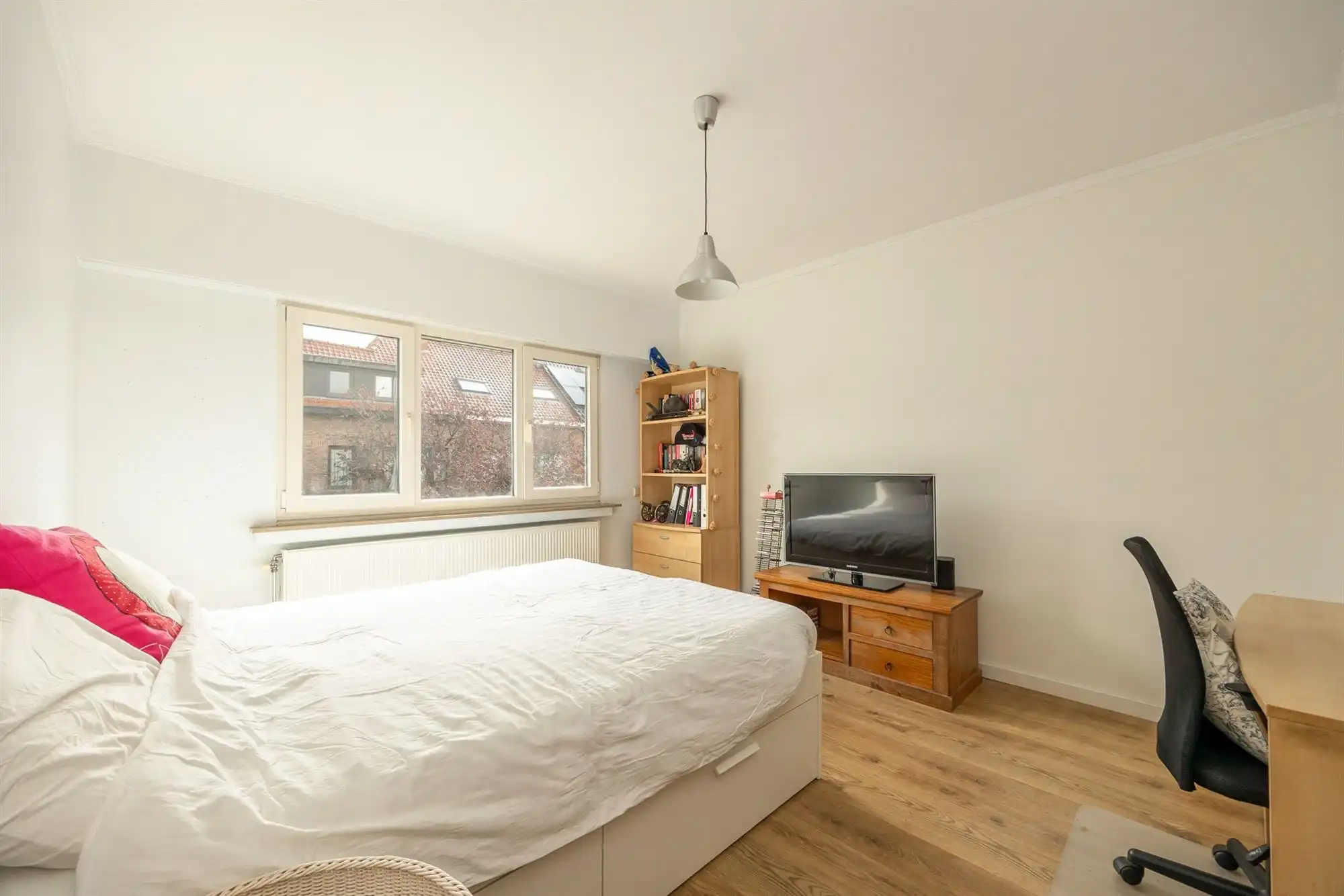 Instapklare gezinswoning met 3 slaapkamers + tuin in Hoboken foto 12
