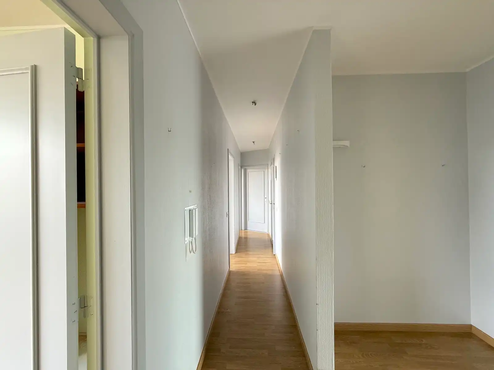 Ruim appartement met 3 slpks in centrum Sint-Kruis foto 16