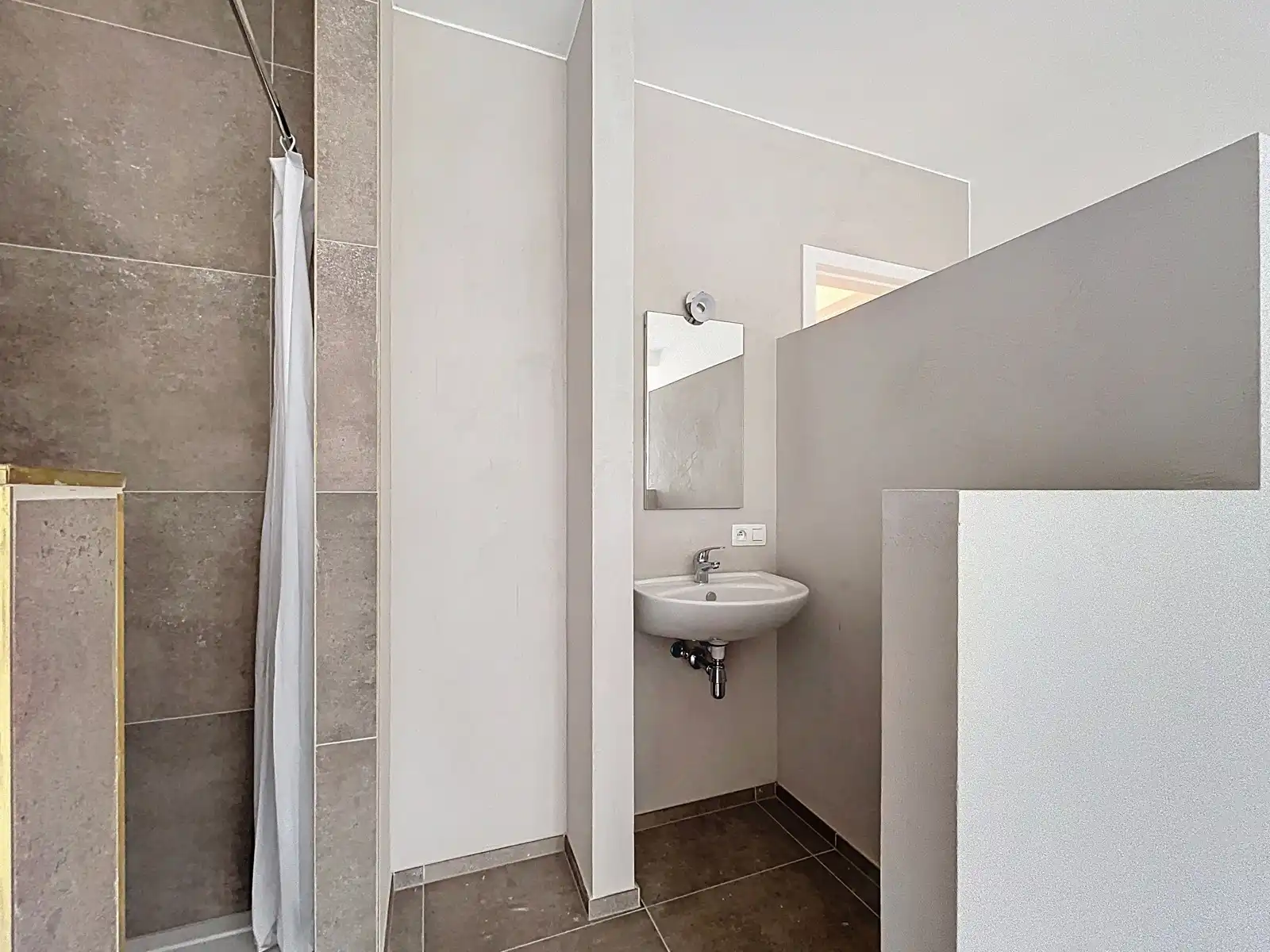 Prachtige HOB met 5 SLPK, tuin, garage en staanplaatsen! foto 11