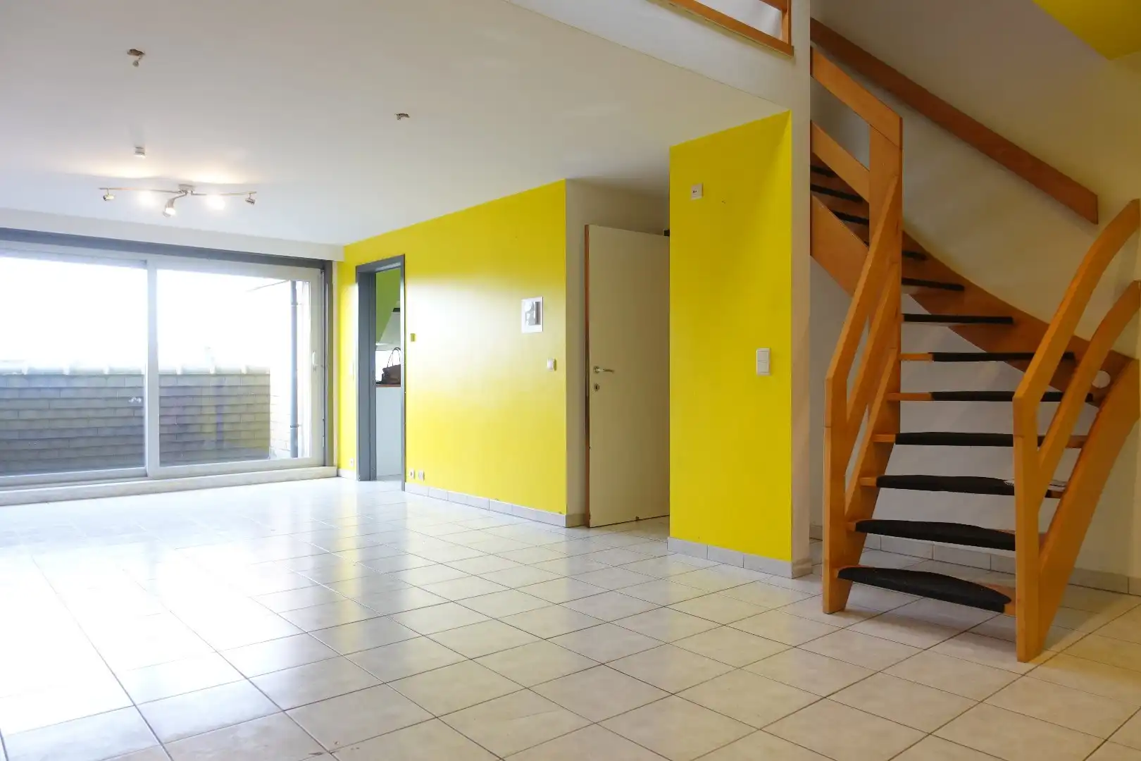 Duplex appartement met zicht op de markt foto 2