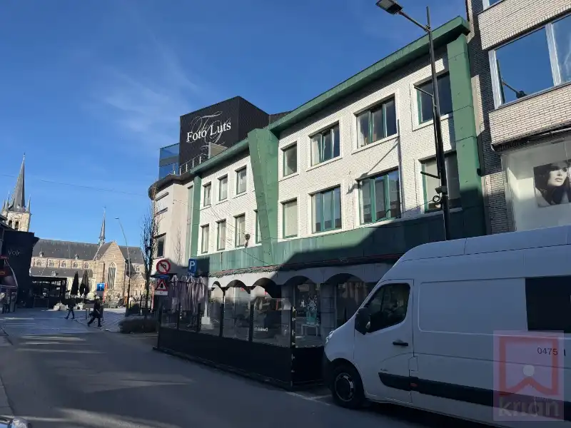 Hoofdfoto van de publicatie: Investeringspand met 4 entiteiten - centrum Geel!