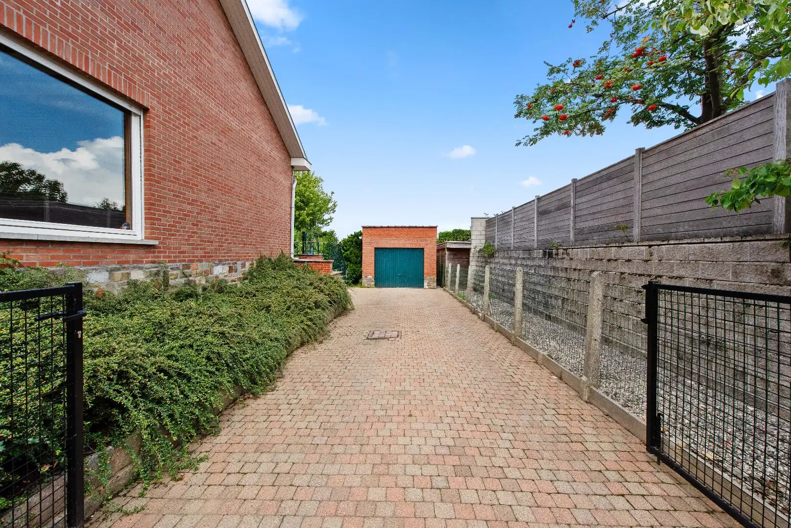 Zeer gunstig gelegen bungalow met 3 slaapkamers op 12a 15ca foto 24