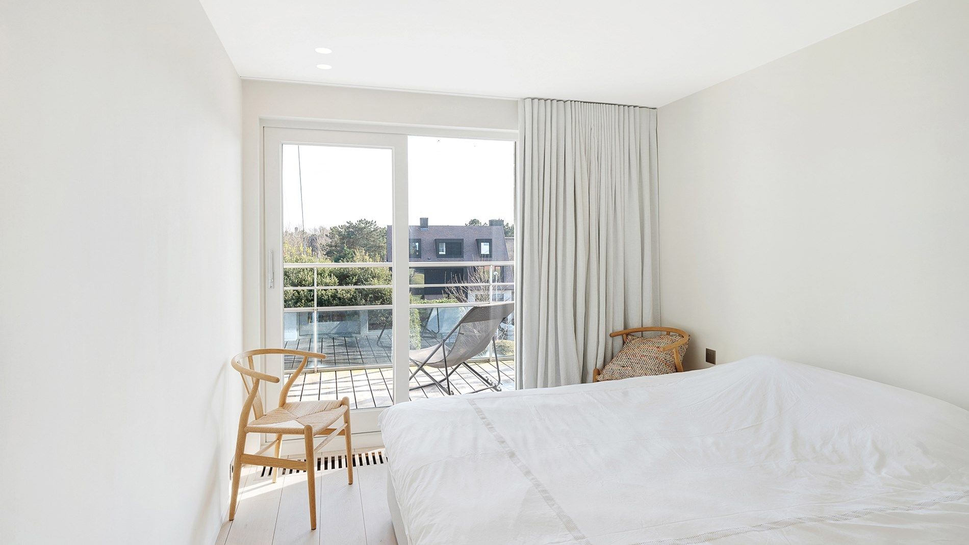 Uitzonderlijk hoekappartement met adembenemend zee-en duinenzicht langs de Wandeldijk in het Zoute foto 17