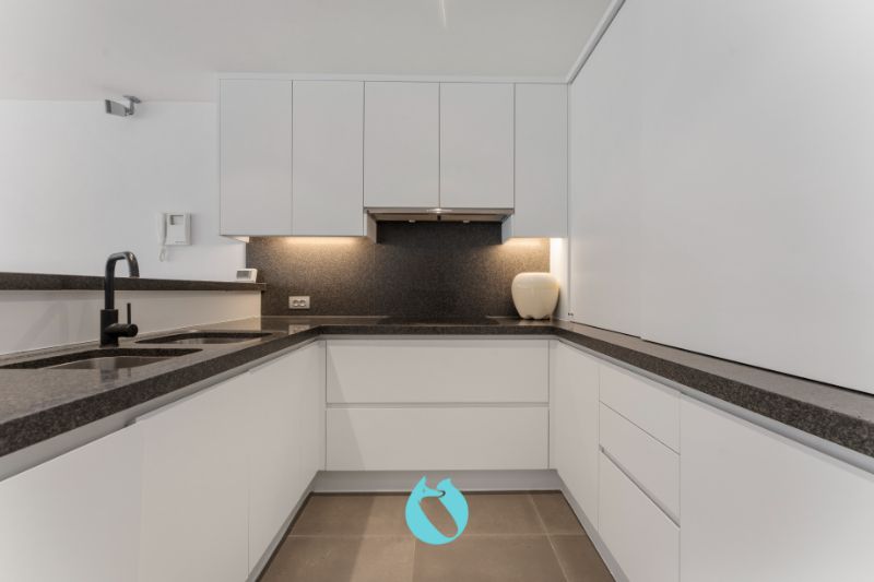 Stijlvol gemeubeld appartement op de Lippenslaan te Knokke foto 5