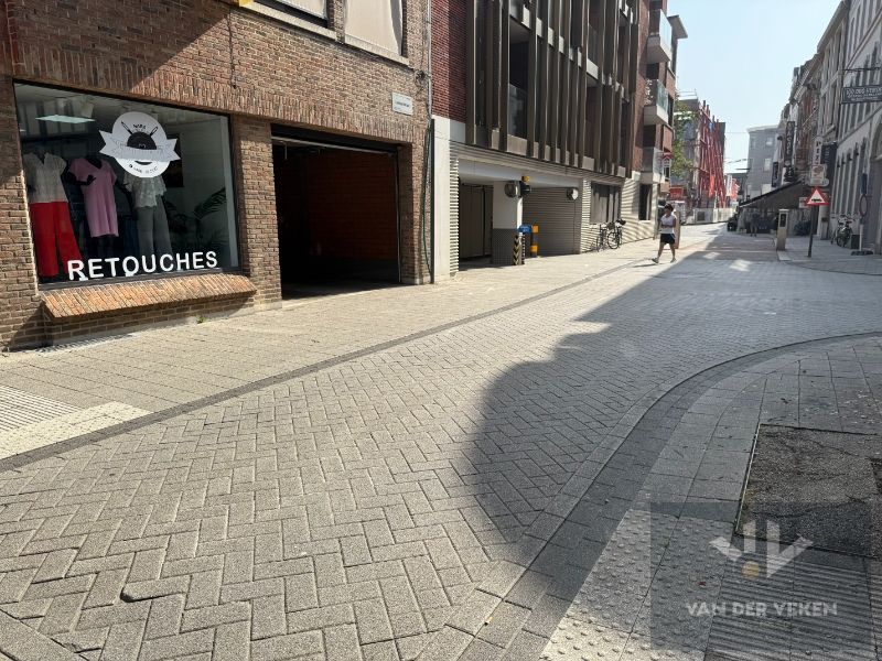 VERHUURD HANDELSPAND IN HARTJE HASSELT foto 18
