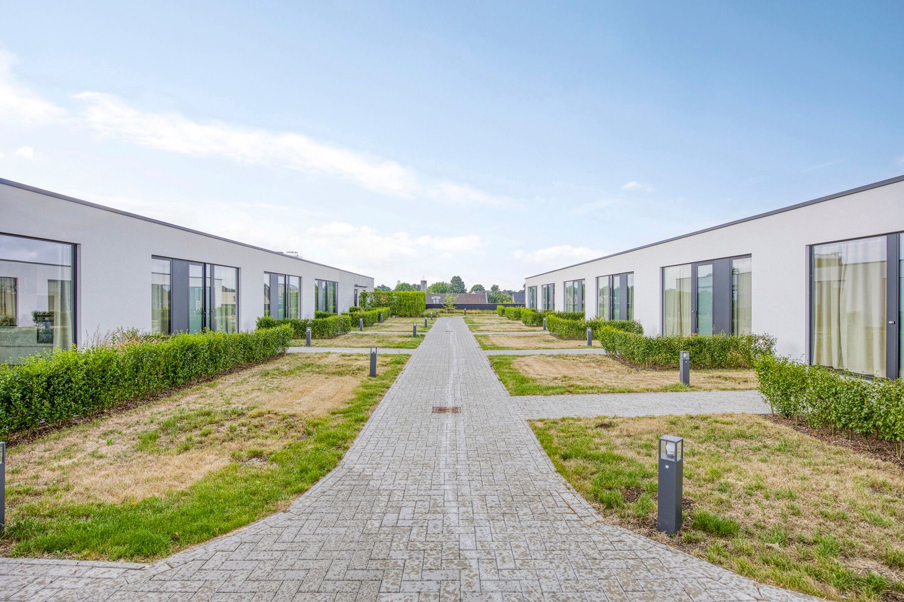 Opbrengsteigendom te koop: 10 nieuwbouw-appartementen in Lommel foto 3