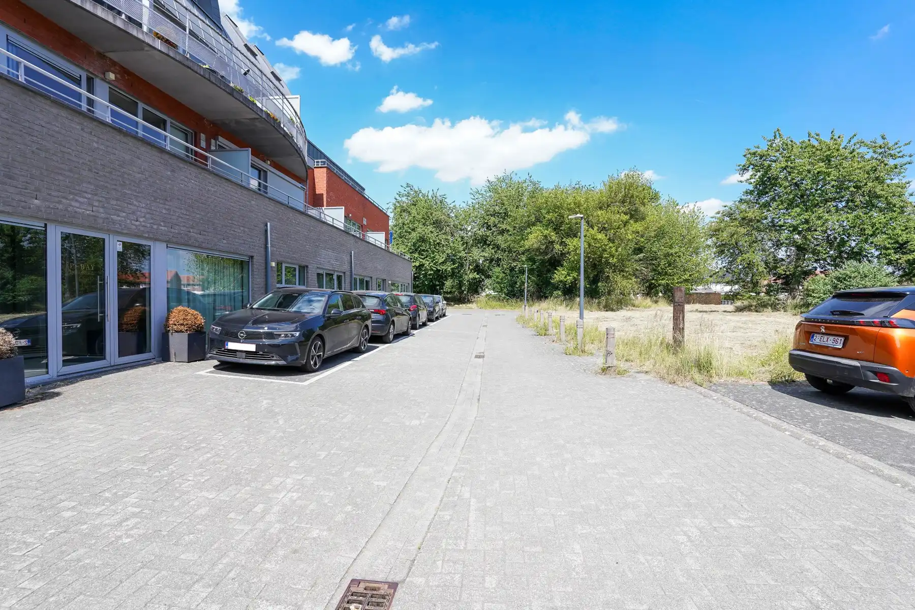 Ondergrondse autostaanplaats nabij centrum Londerzeel foto 3